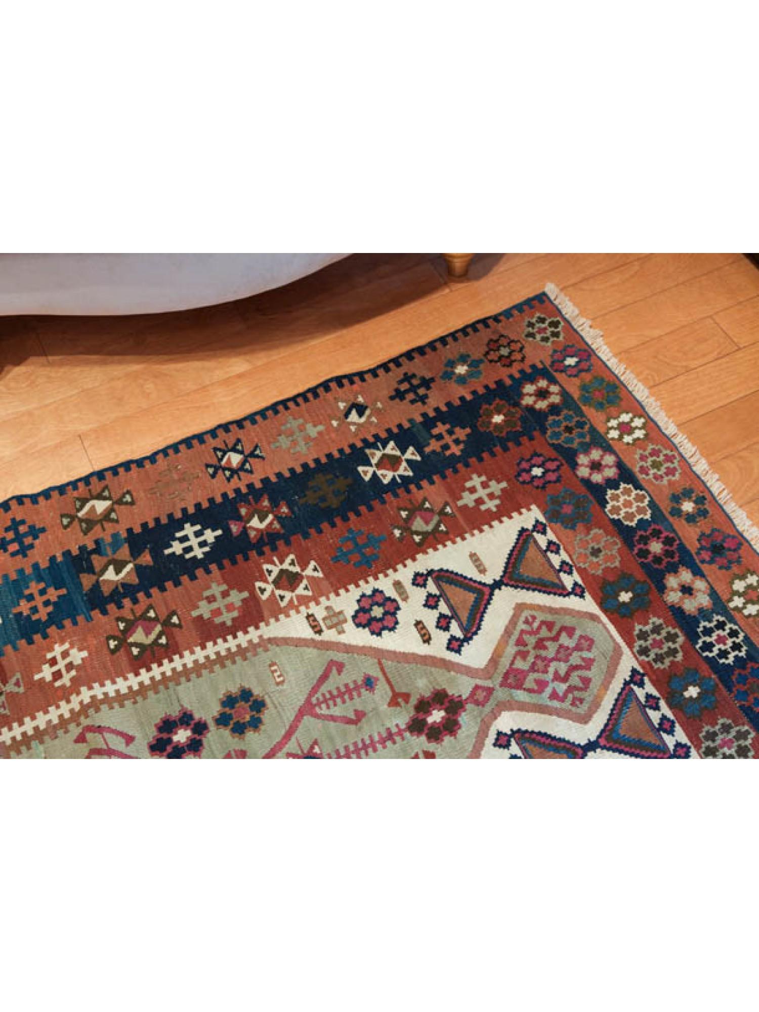 Vegetable Dyed Antique Reyhanli Kilim, Anatolian Rug Turkish Carpet For Sale