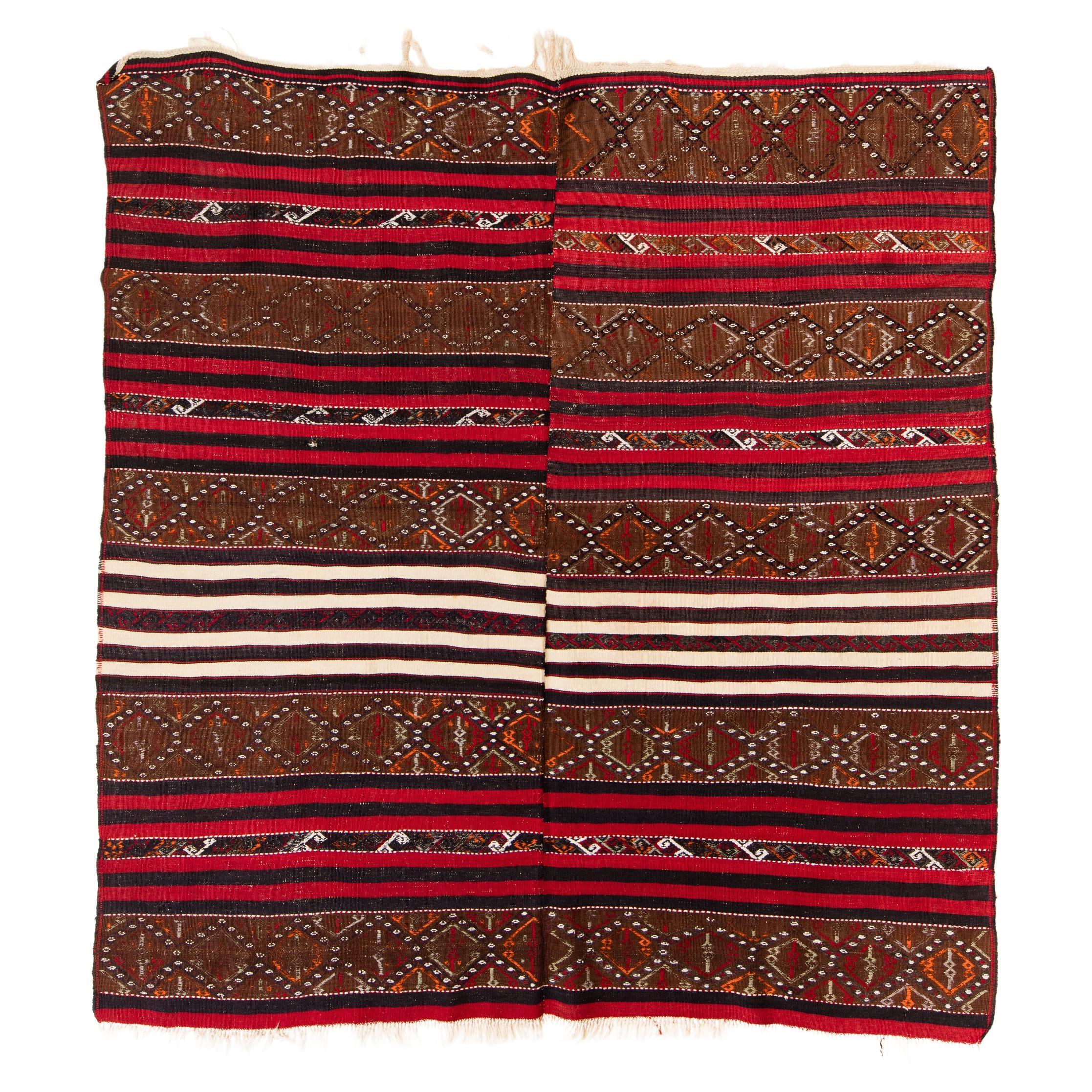Maras Jijim Kilim Central Anatolian Rug Turkish Carpet For Sale