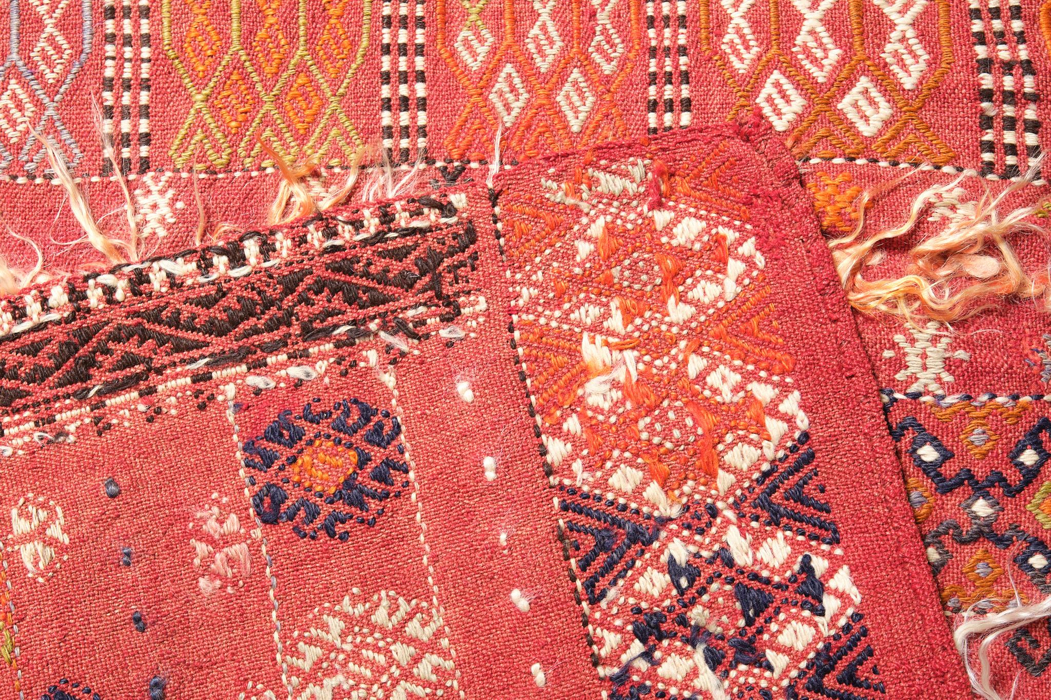 Türkischer Teppich aus altem Antep Cecim Jijim-Kelim aus dem östlichen Anatolien (Handgewebt) im Angebot