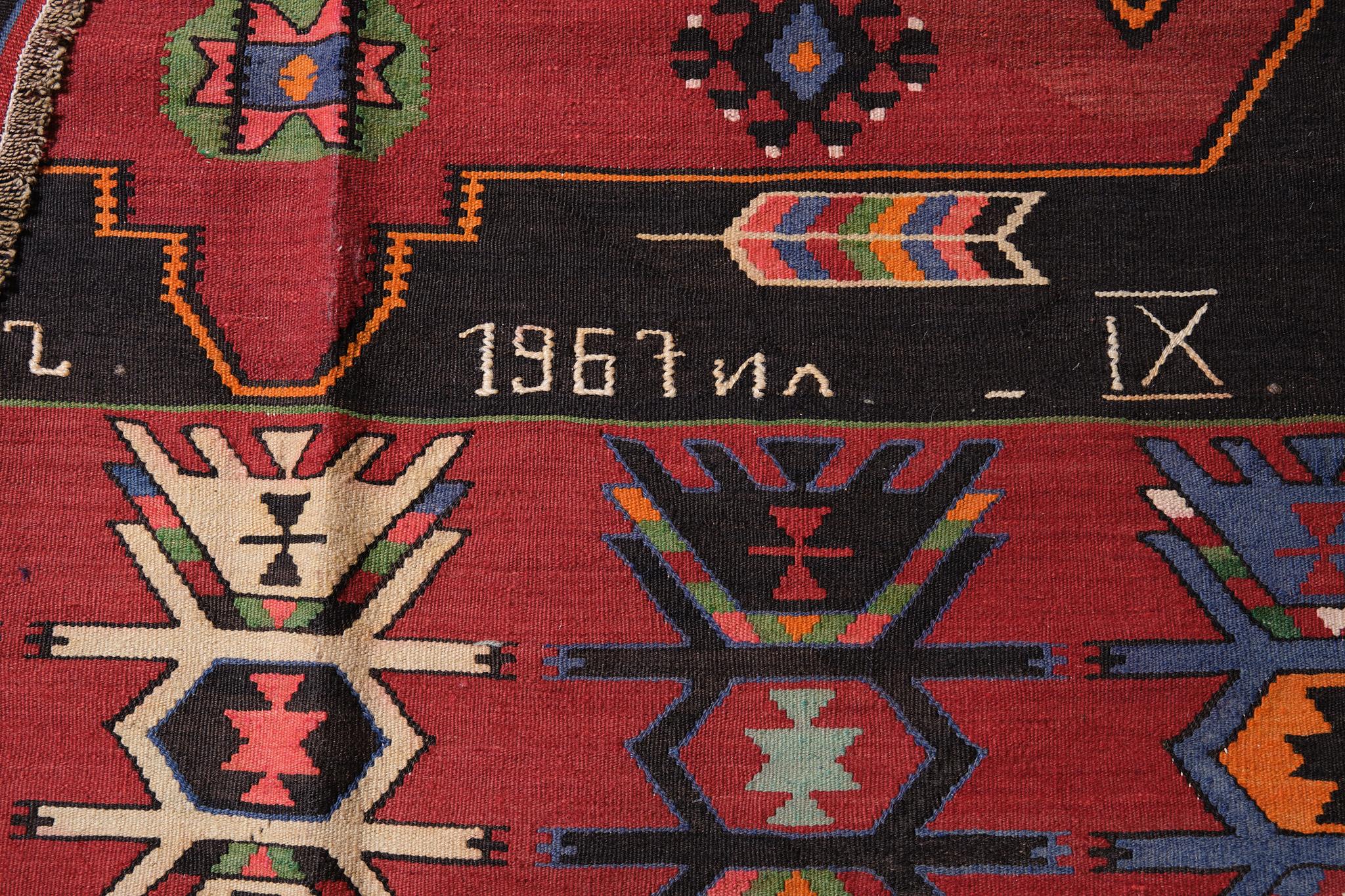 Old Kuba Kilim Rug, Caucasian Carpet In Good Condition For Sale In Tokyo, JP