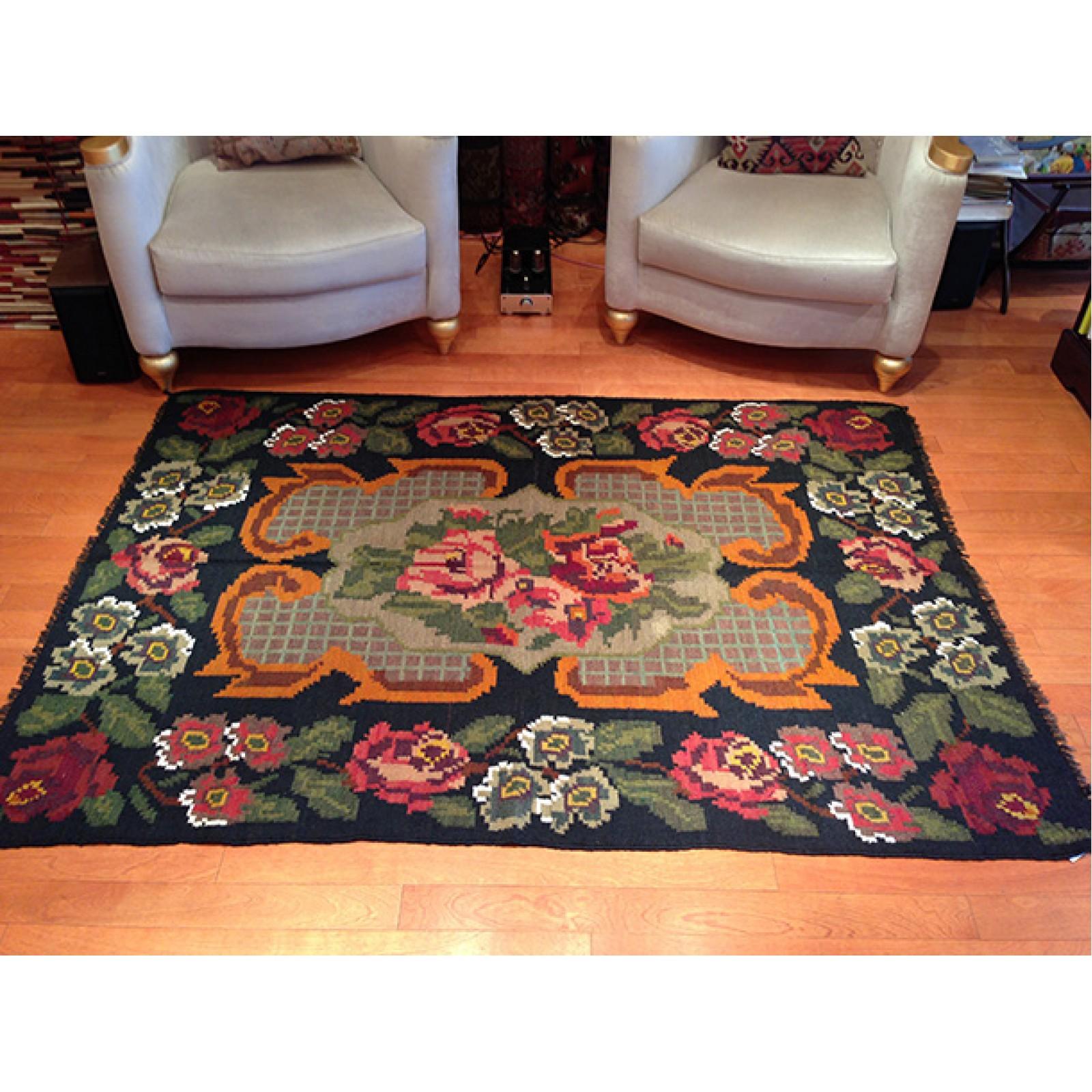 Hand-Woven Vintage Old Bessarabian Kilim Rug, Moldovan Carpet For Sale