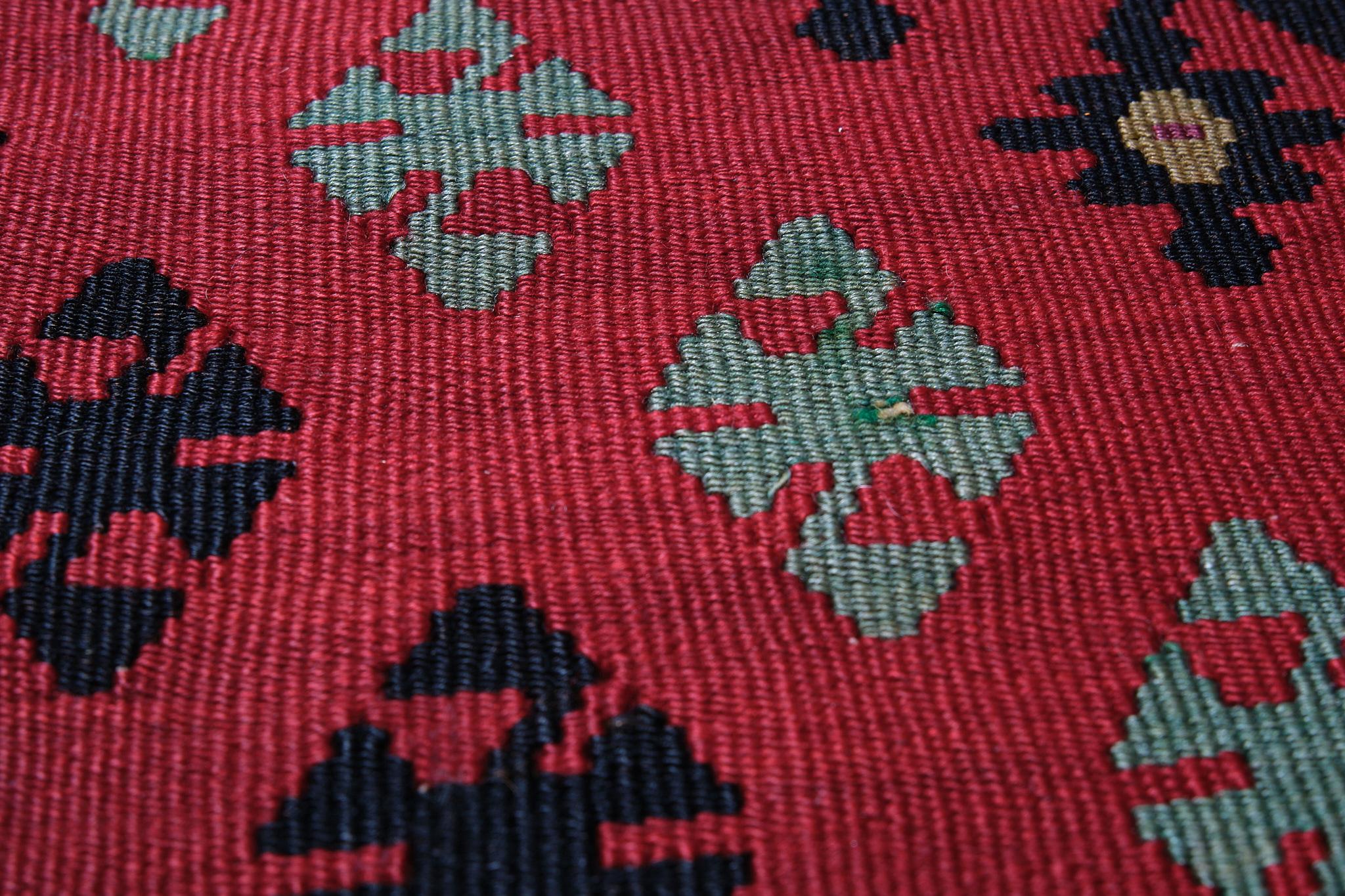 20th Century Vintage Sarkoy Kilim Rug, Turkish Carpet For Sale