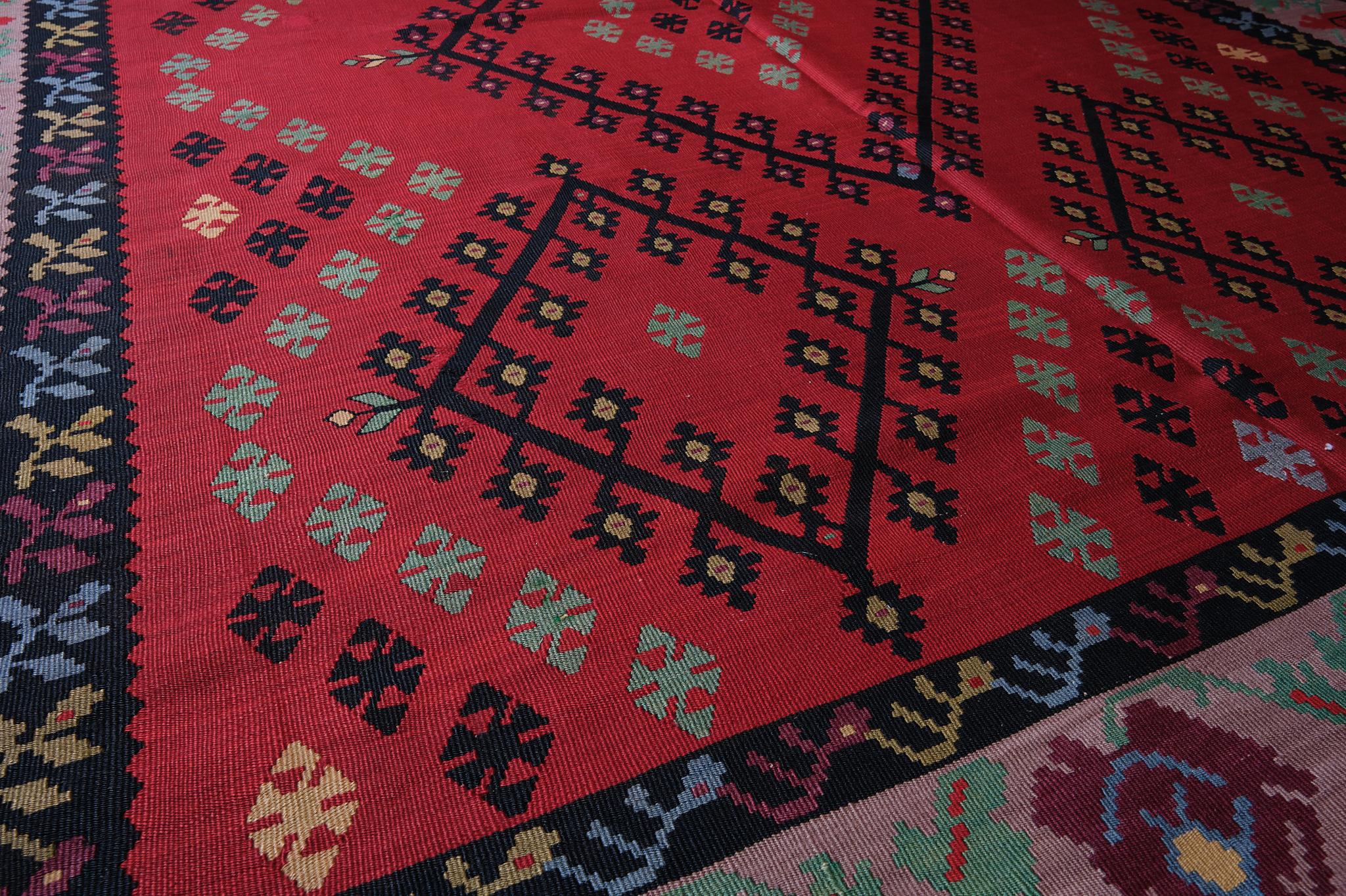 Wool Vintage Sarkoy Kilim Rug, Turkish Carpet For Sale
