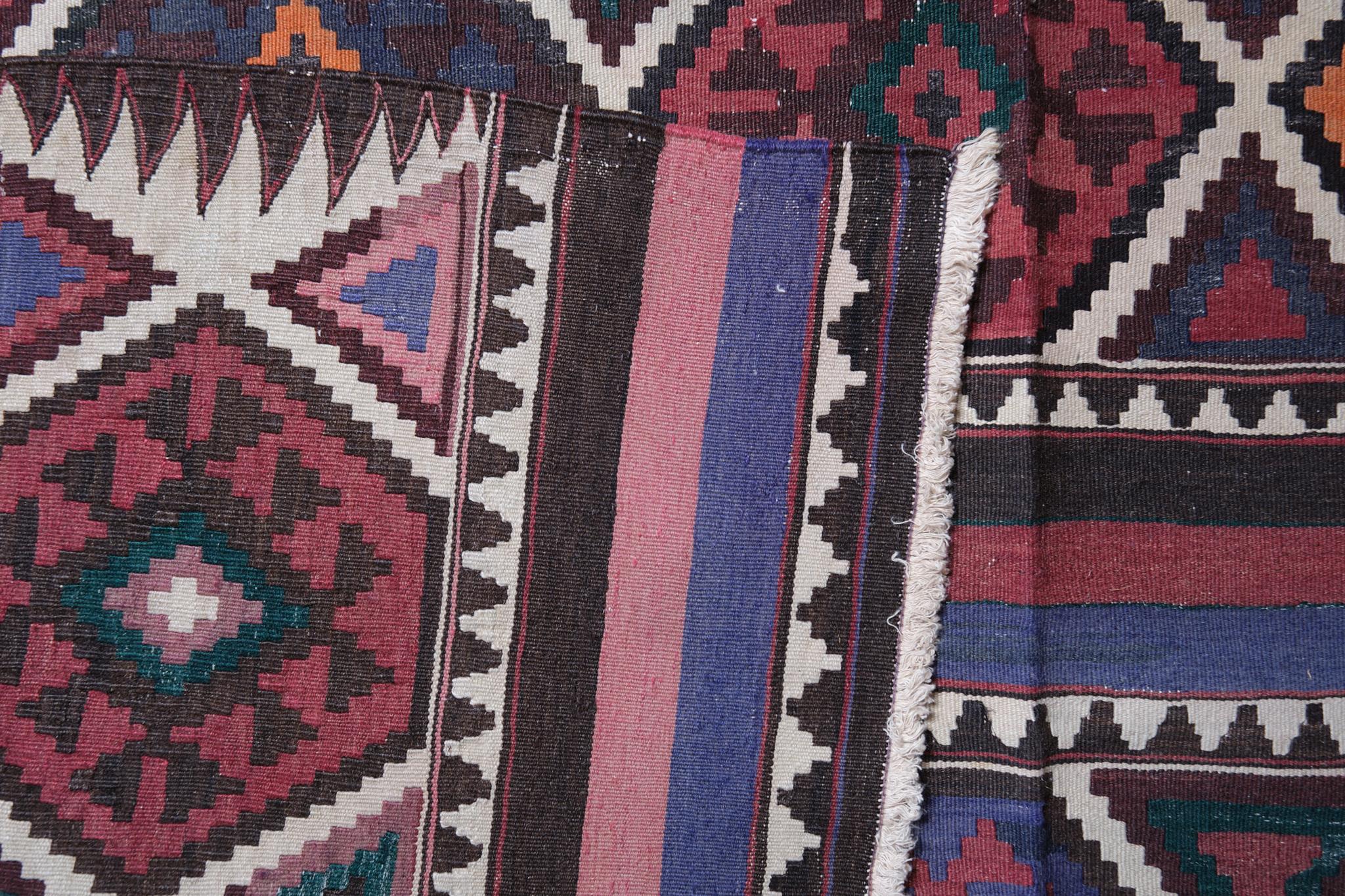 Hand-Woven Vintage Shirvan Kilim Rug, Caucasian Carpet For Sale