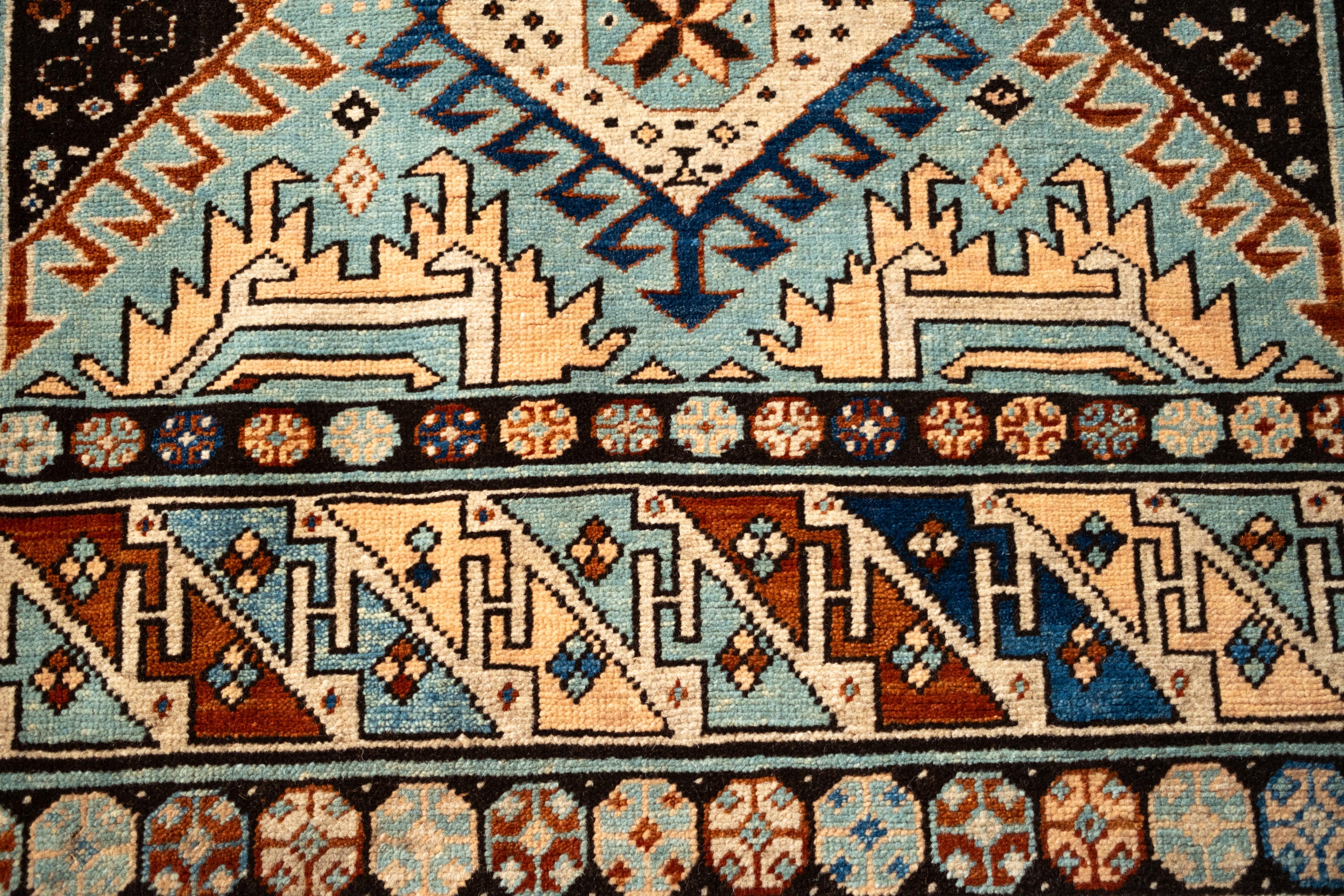 Ararat Rugs Derbend Kazak Teppich, 19. Jh. Kaukasischer Wiedergeburtsteppich Natürlich gefärbt (21. Jahrhundert und zeitgenössisch) im Angebot