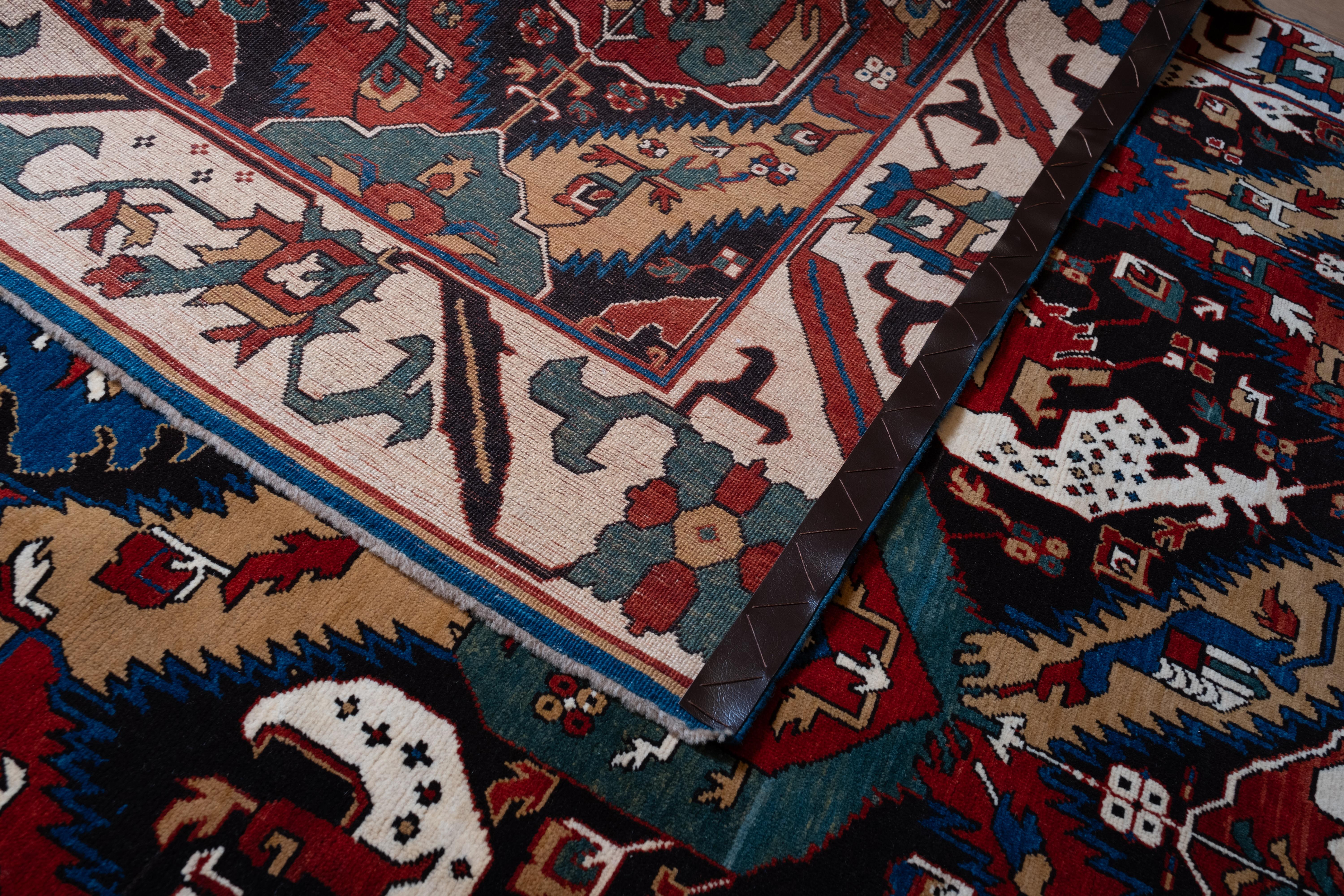 Ararat Rugs Tapis Dragon, Antique Revival Museum Caucasus Carpet, Natural Dyed Neuf - En vente à Tokyo, JP