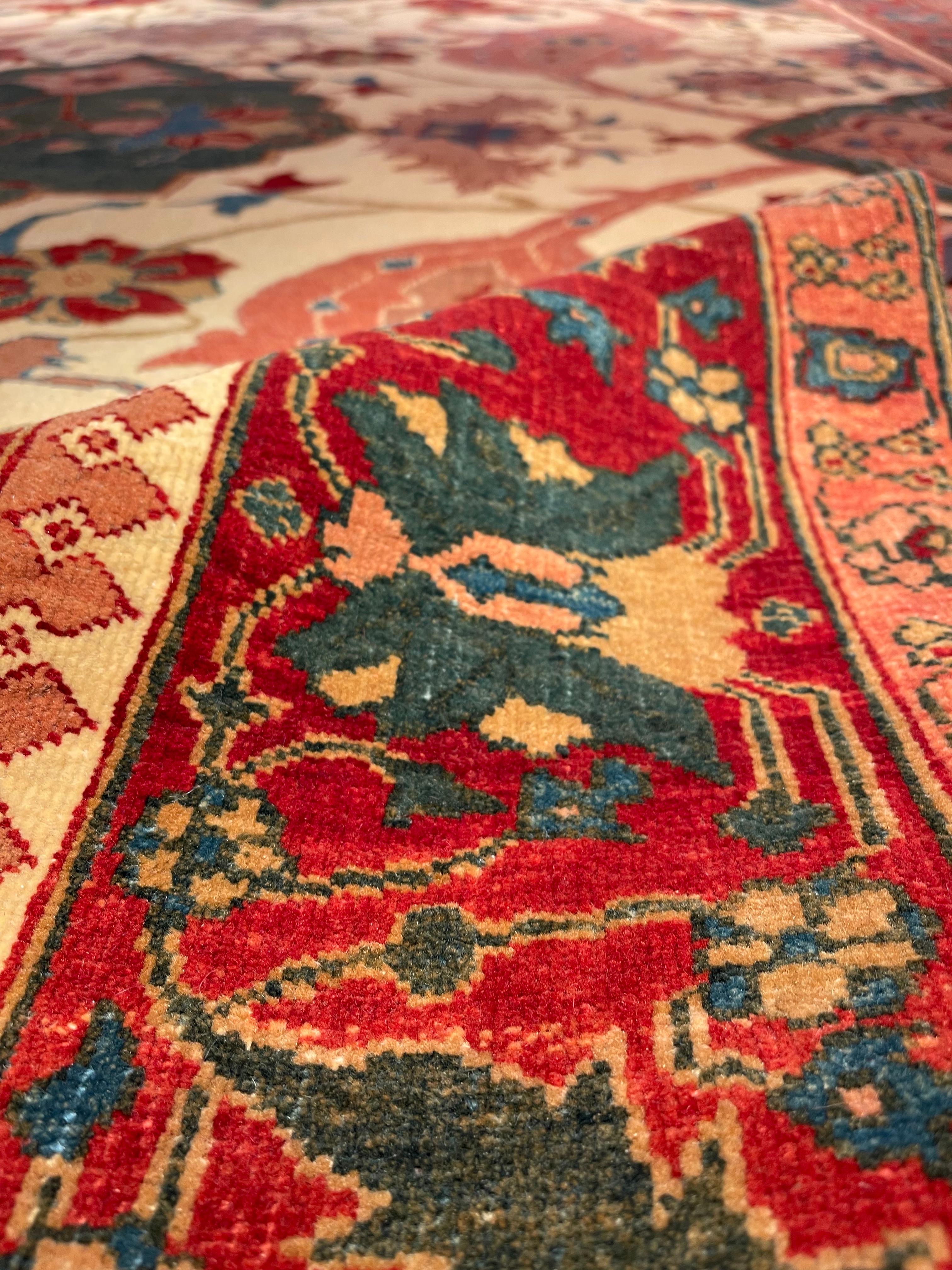 Ararat Rugs Garrus Bidjar Medaillon Teppich 19. Jahrhundert Revival Teppich natürlich gefärbt (Wolle) im Angebot
