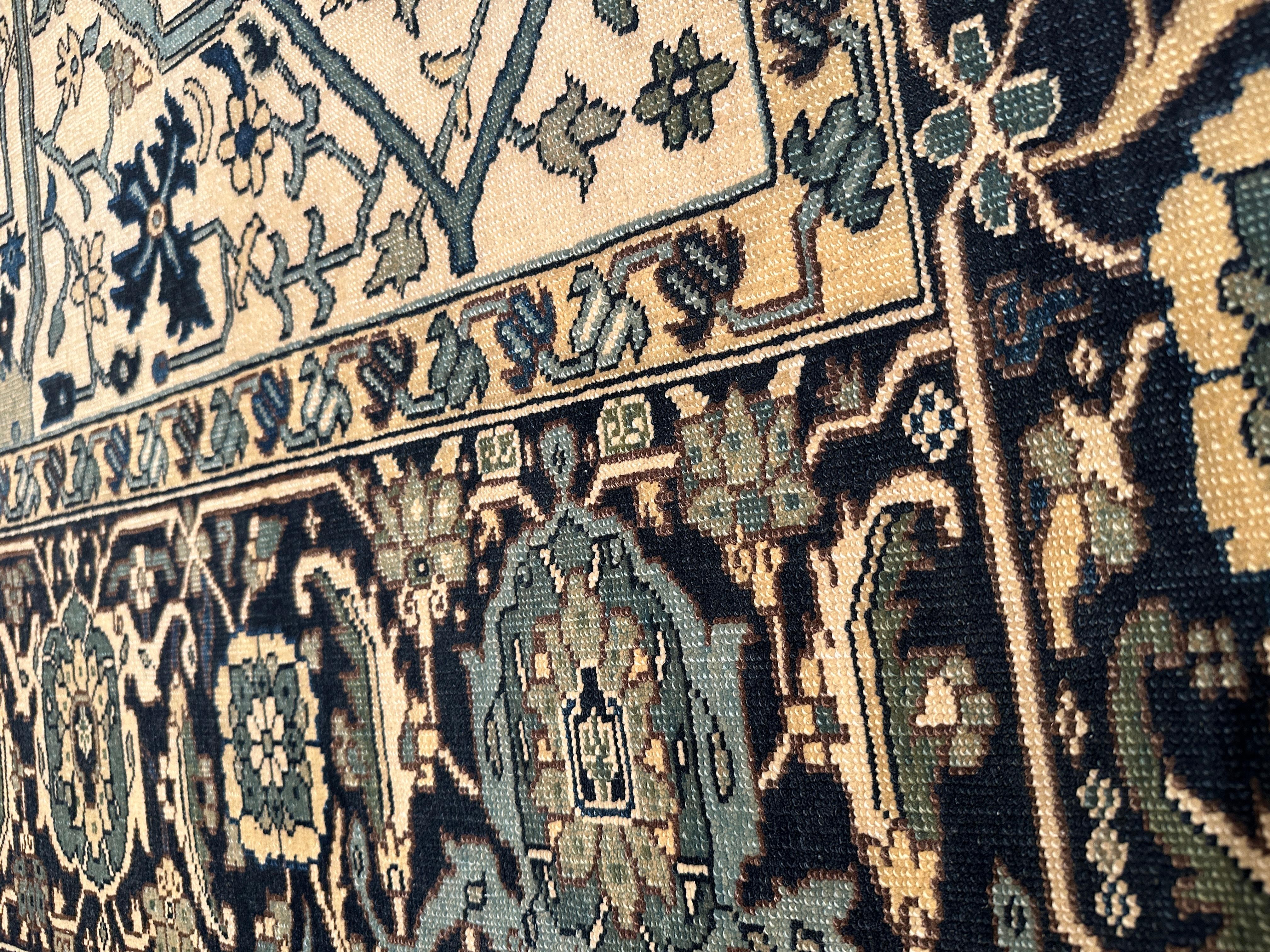 Ararat Rugs Gerous Arabesque Rug, 19th Century Revival Carpet, Natural Dyed In New Condition For Sale In Tokyo, JP