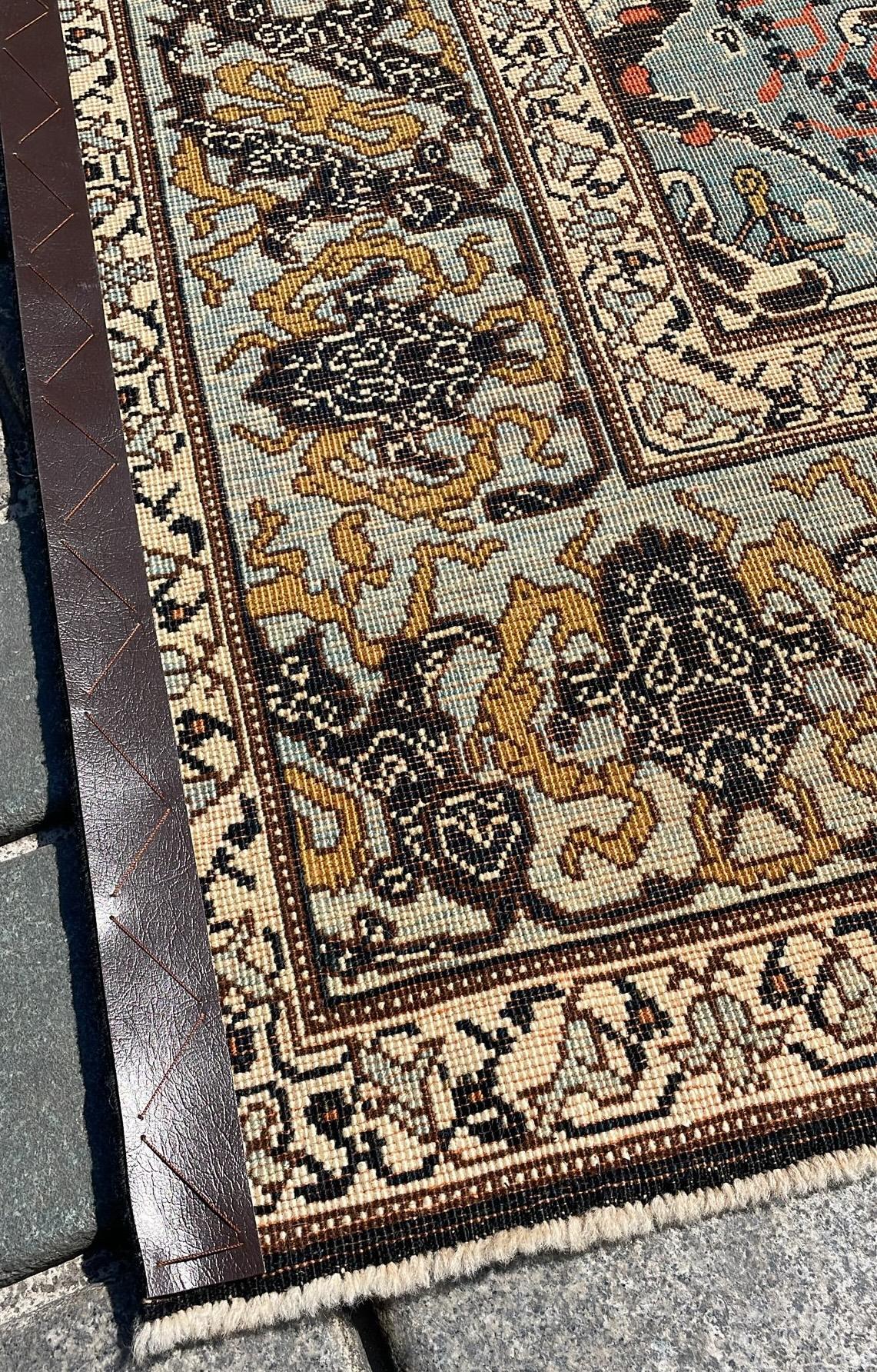 Tapis Ararat Gerous Arabesque, tapis persan ancien de style néo-renaissance, teinté naturel en vente 1
