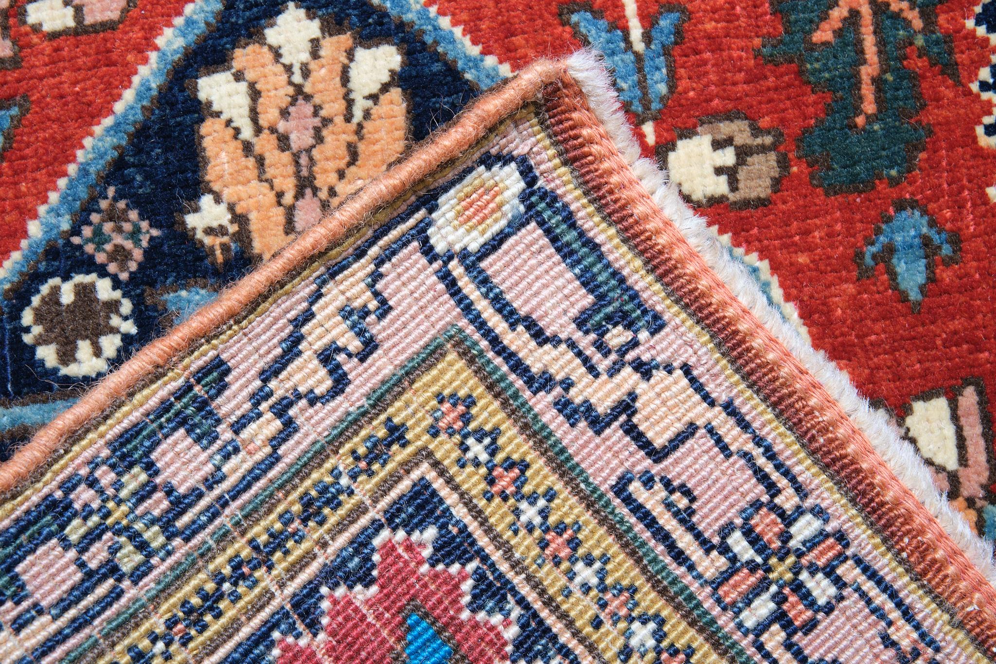 Ararat Rugs Gerous Bidjar Wagireh Medallion Rug Revival Carpet Natural Dyed In New Condition For Sale In Tokyo, JP