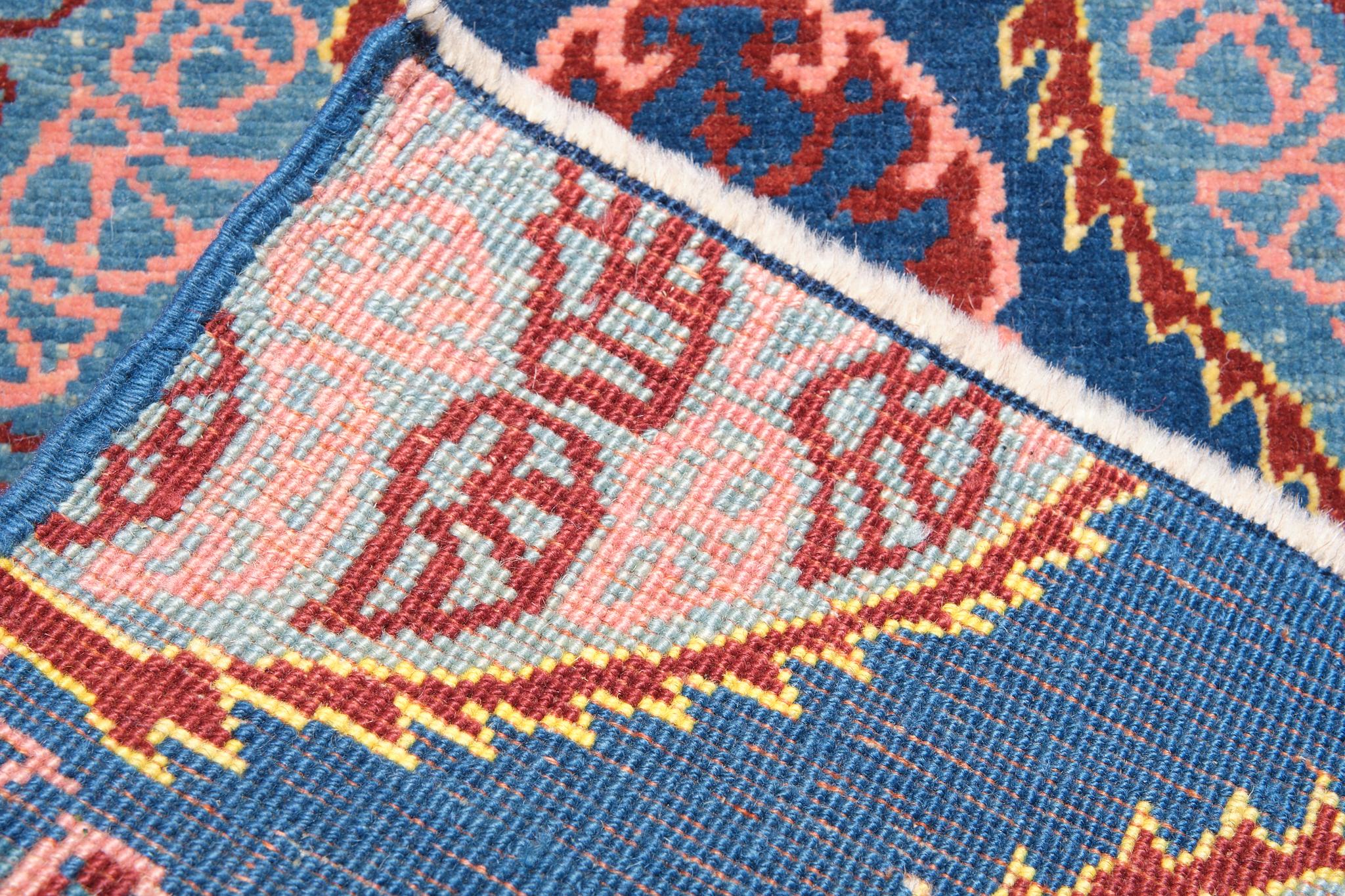 Ararat Teppiche Gerous Bidjar Wagireh Teppich Revival Teppich Naturfarben gefärbt (Pflanzlich gefärbt) im Angebot
