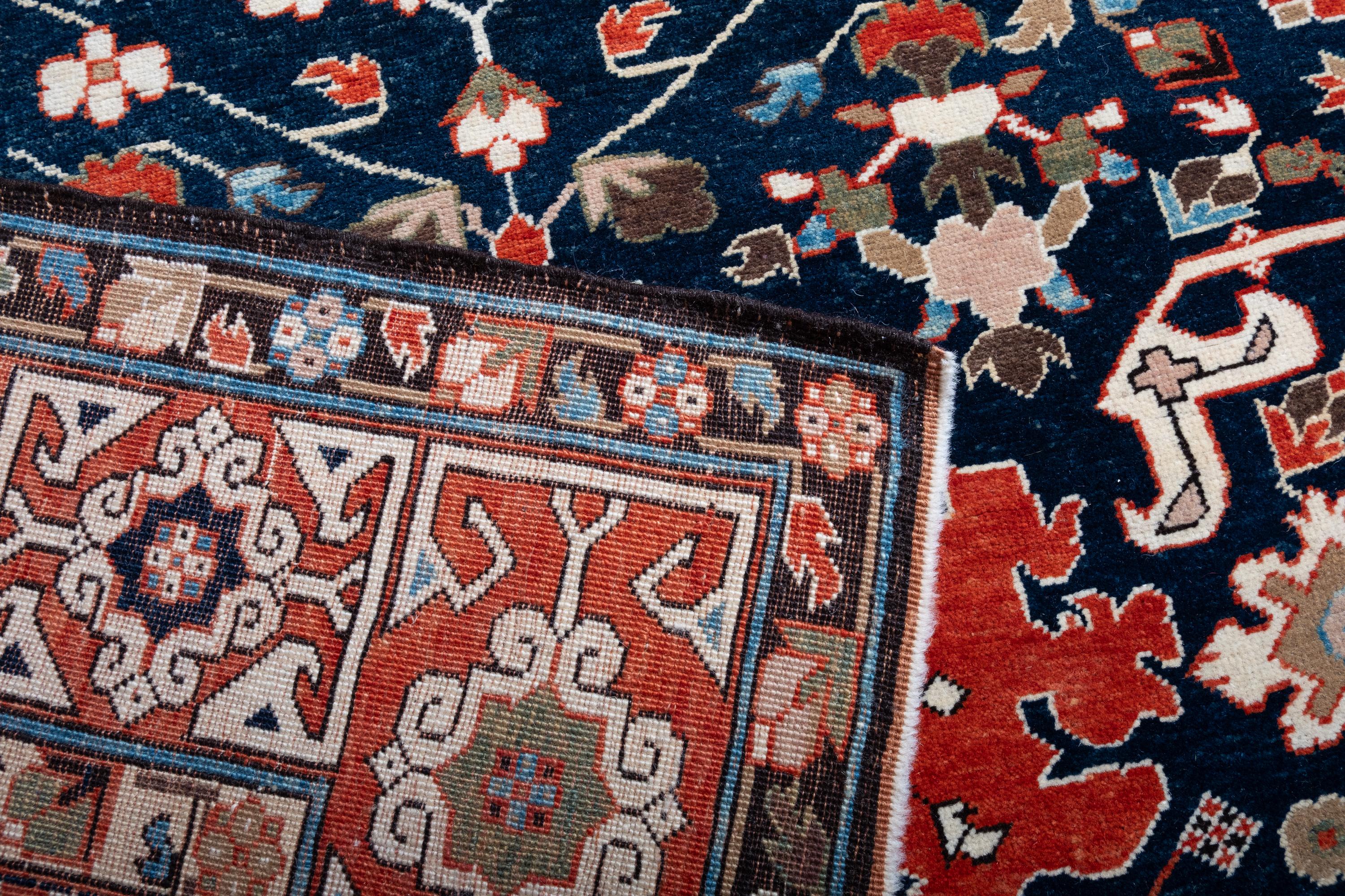 Ararat Rugs Harshang Design mit kufischer Bordüre Teppich Revival Teppich, natürlich gefärbt im Zustand „Neu“ im Angebot in Tokyo, JP