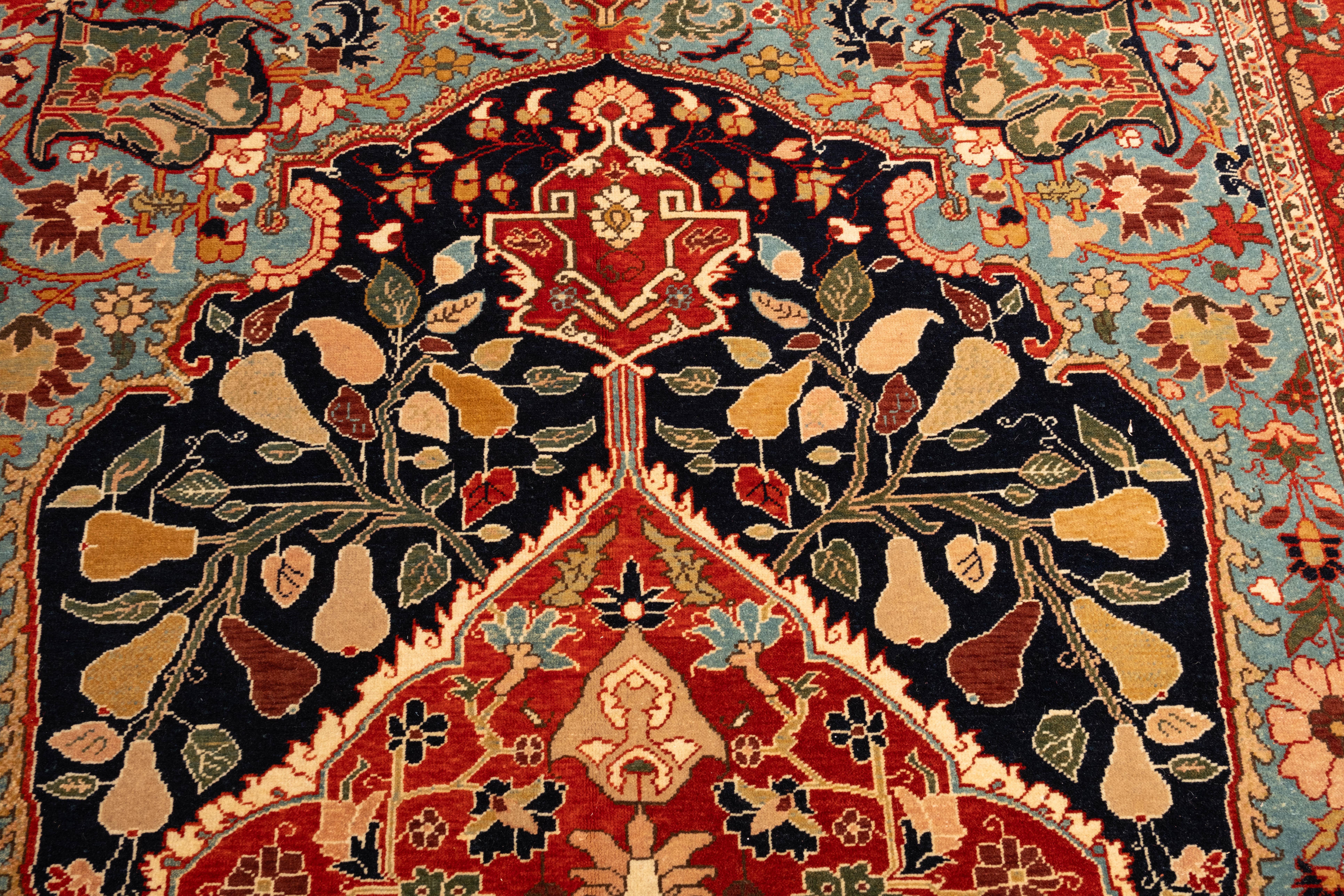 Ararat Rugs Heriz Medallion Rug with Pear Design Revival Carpet Natural Dyed In New Condition For Sale In Tokyo, JP