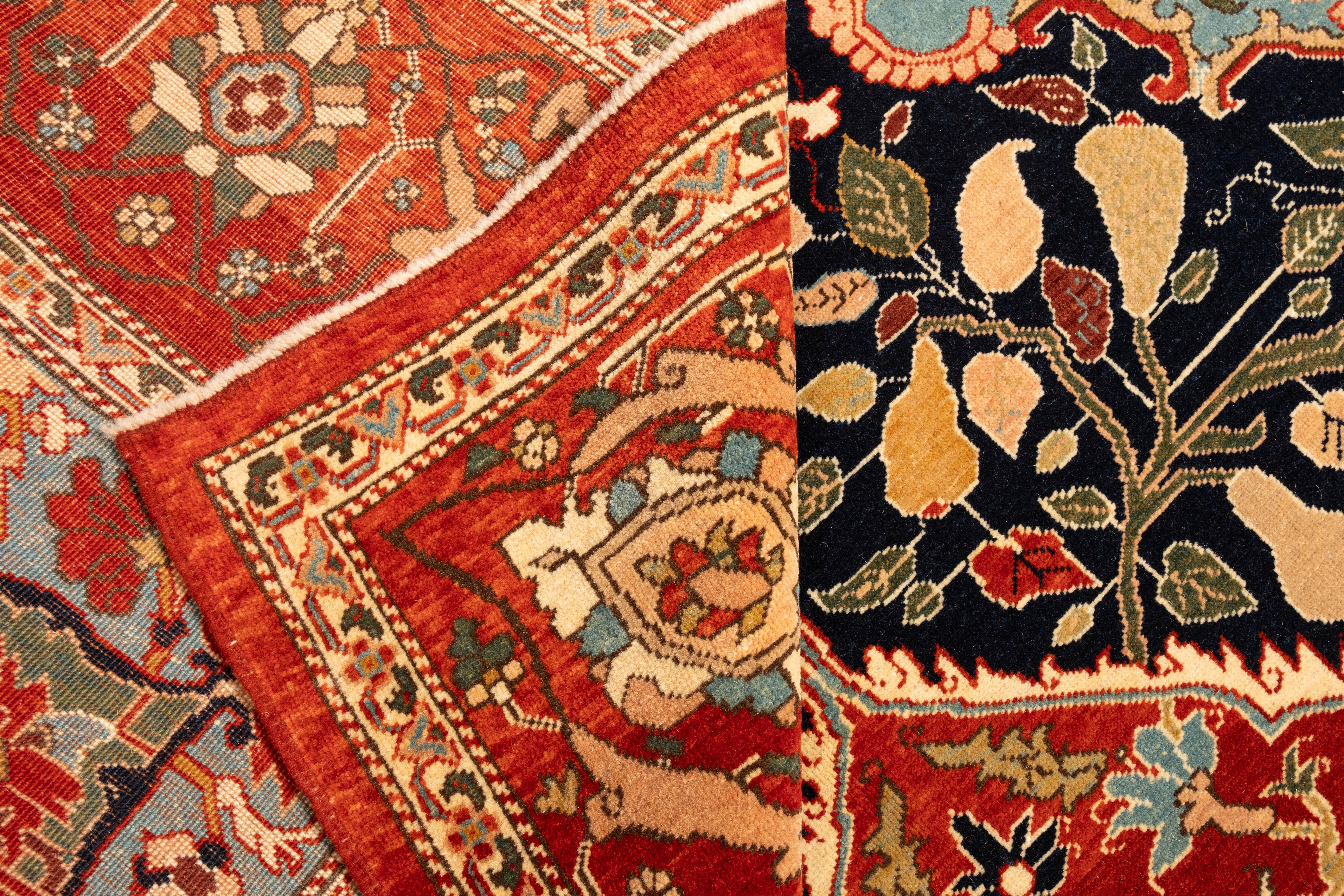 Ararat Rugs Heriz Medaillon Teppich mit Birne Design Revival Teppich natürlich gefärbt (21. Jahrhundert und zeitgenössisch) im Angebot