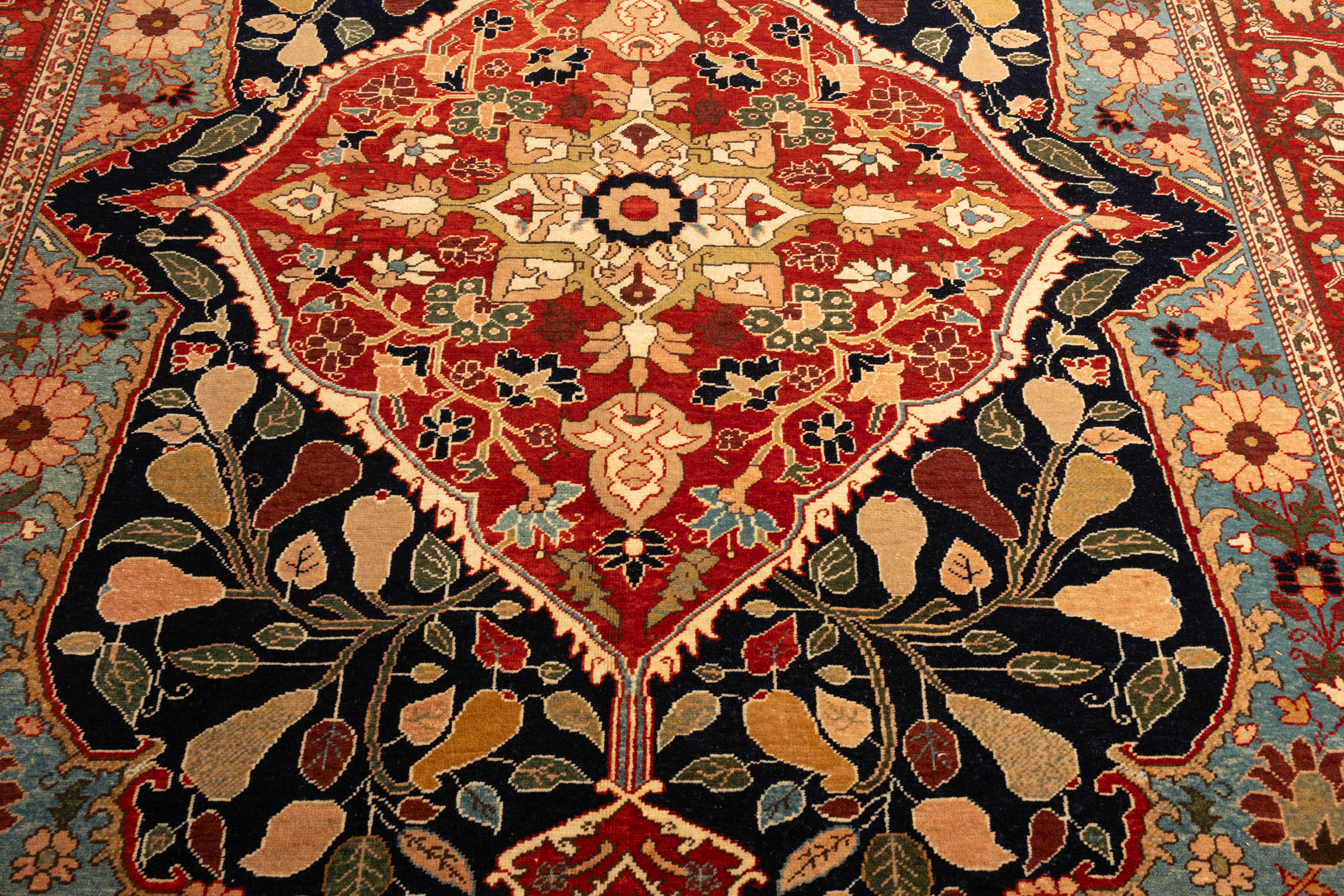 Ararat Rugs Heriz Medaillon Teppich mit Birne Design Revival Teppich natürlich gefärbt im Angebot 1