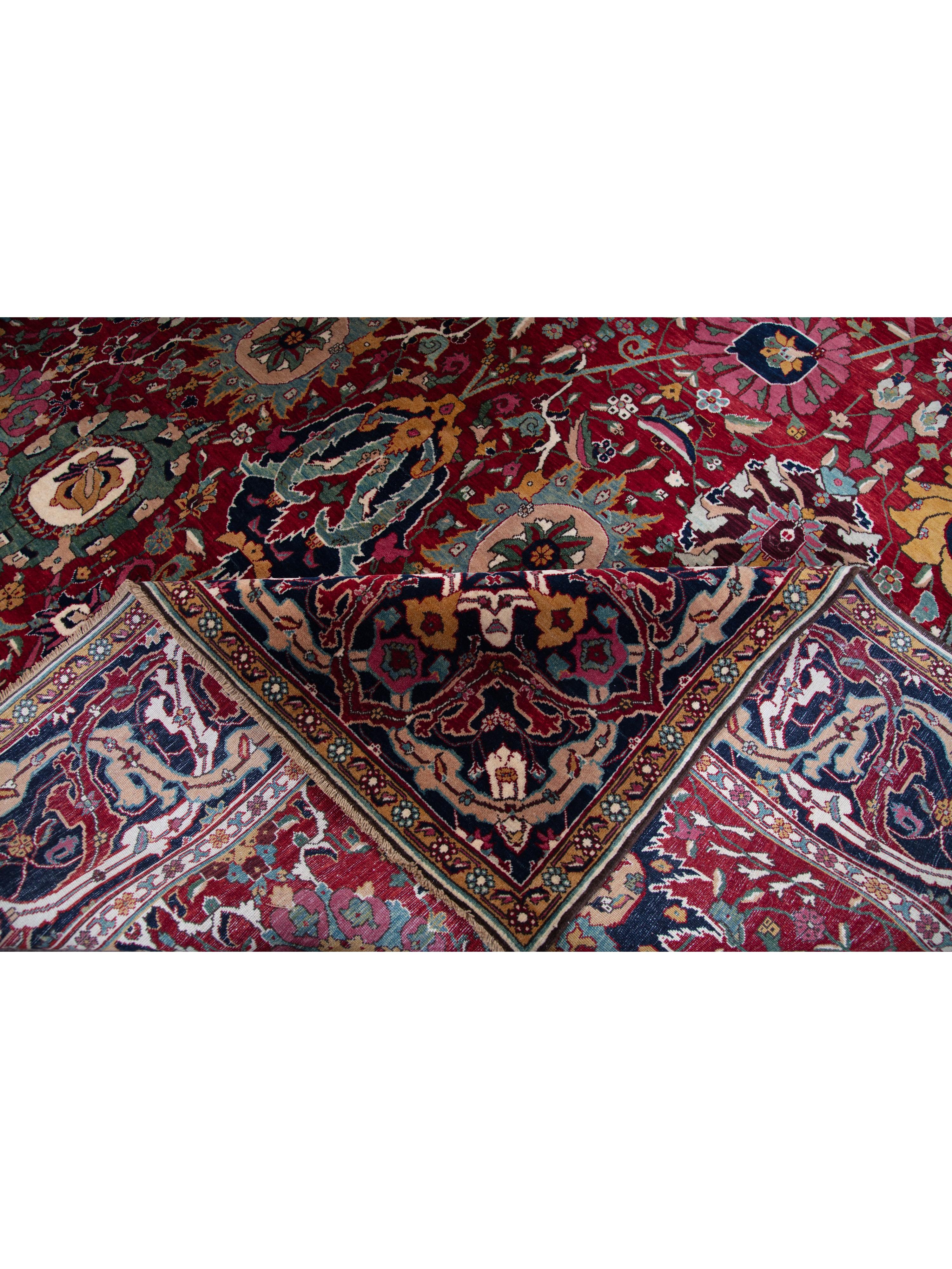 Ararat Rugs Kerman Vase Teppich aus der Alice de Rothschild Collection Natural Dyed (Revival) im Angebot