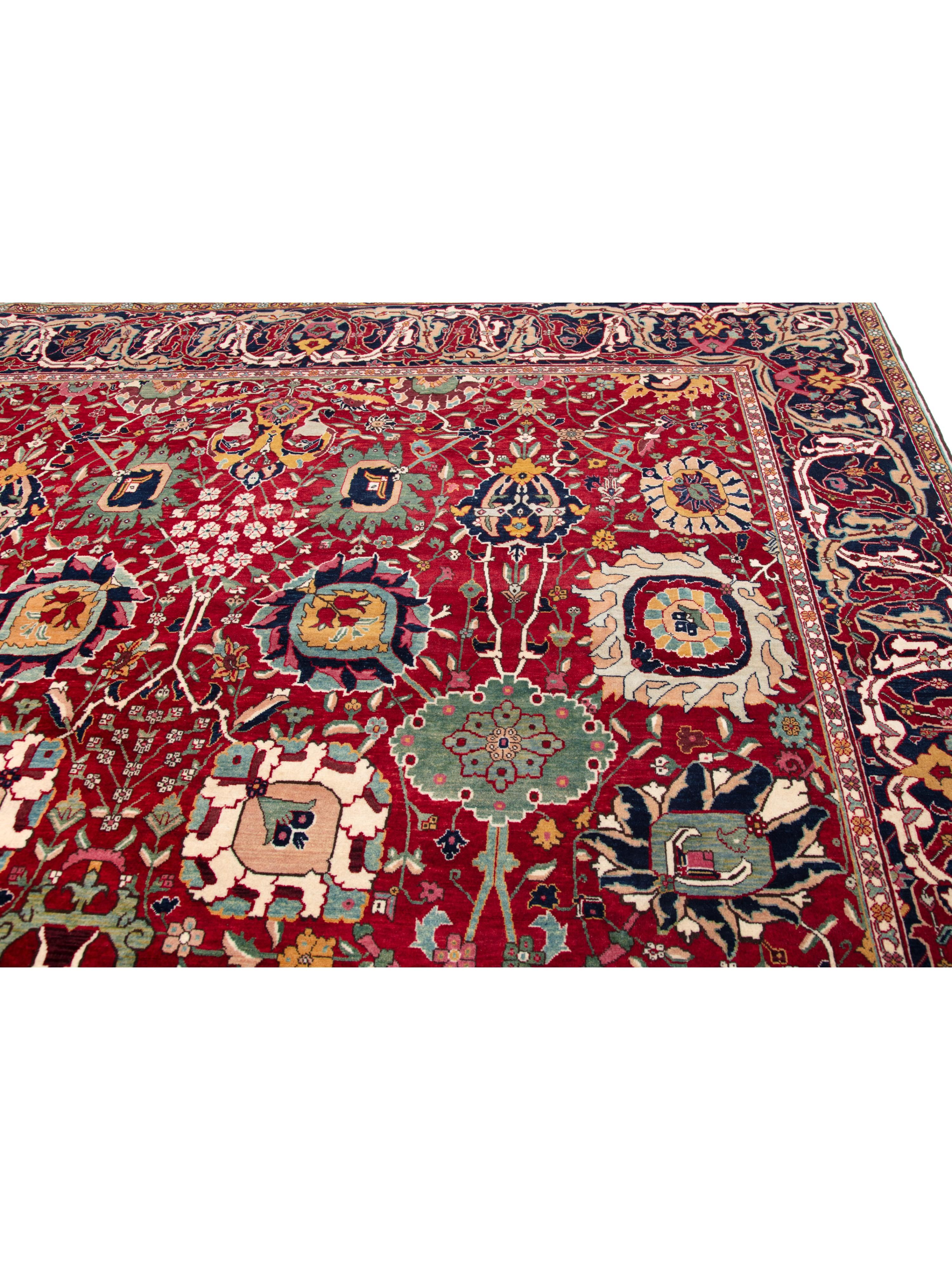 Ararat Rugs Kerman Vase Teppich aus der Alice de Rothschild Collection Natural Dyed (Wolle) im Angebot