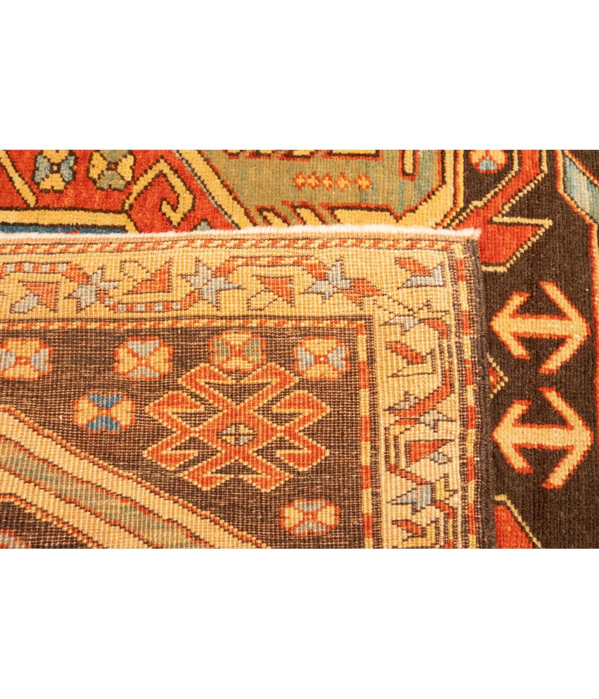 Revival Ararat Rugs Tapis Lenkoran Revive caucasien du 19e siècle, teinté naturel en vente