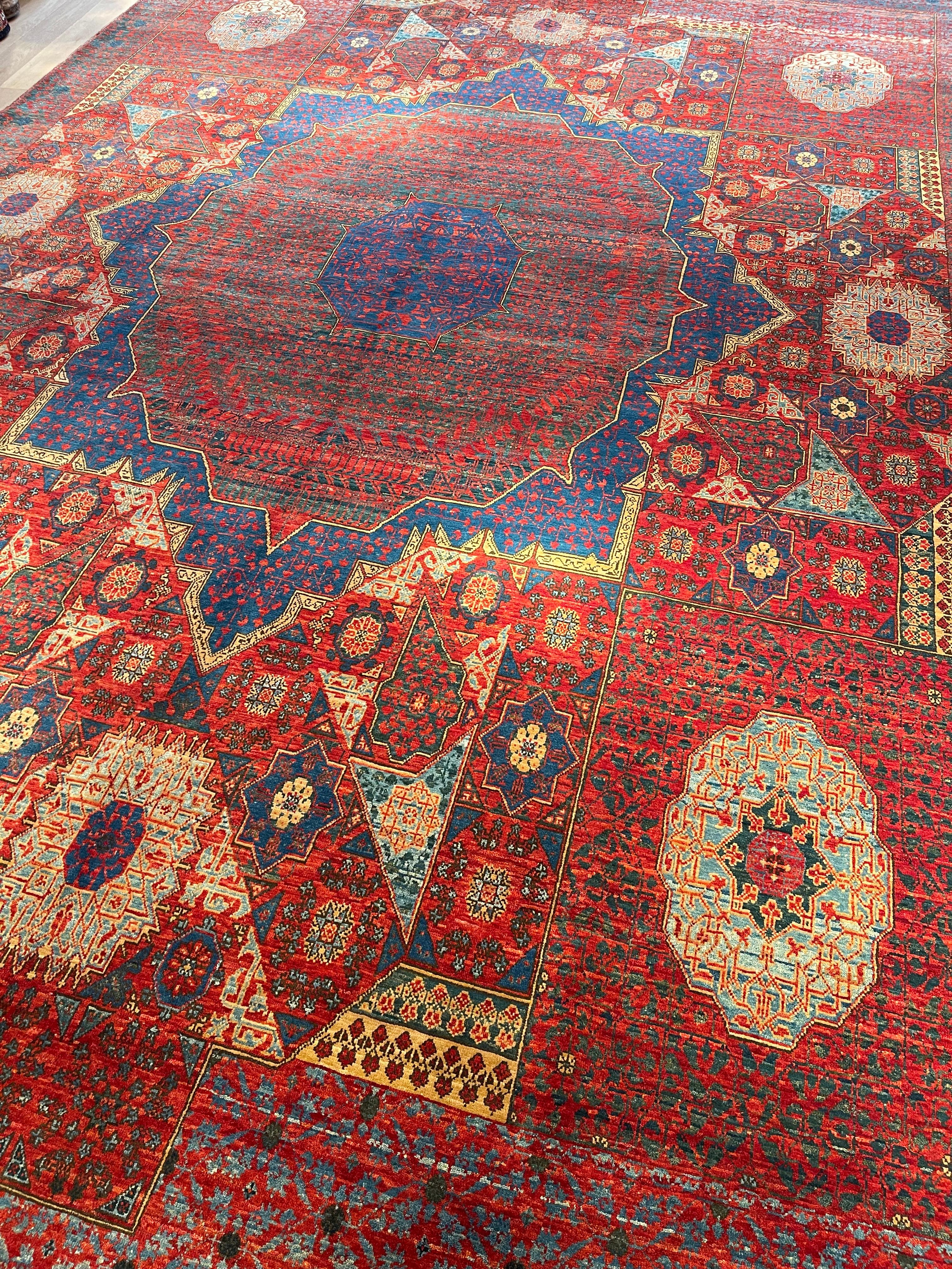Vegetable Dyed Ararat Rugs Mamluk Carpet with Central Star 16th Century Revival - Natural Dyed For Sale