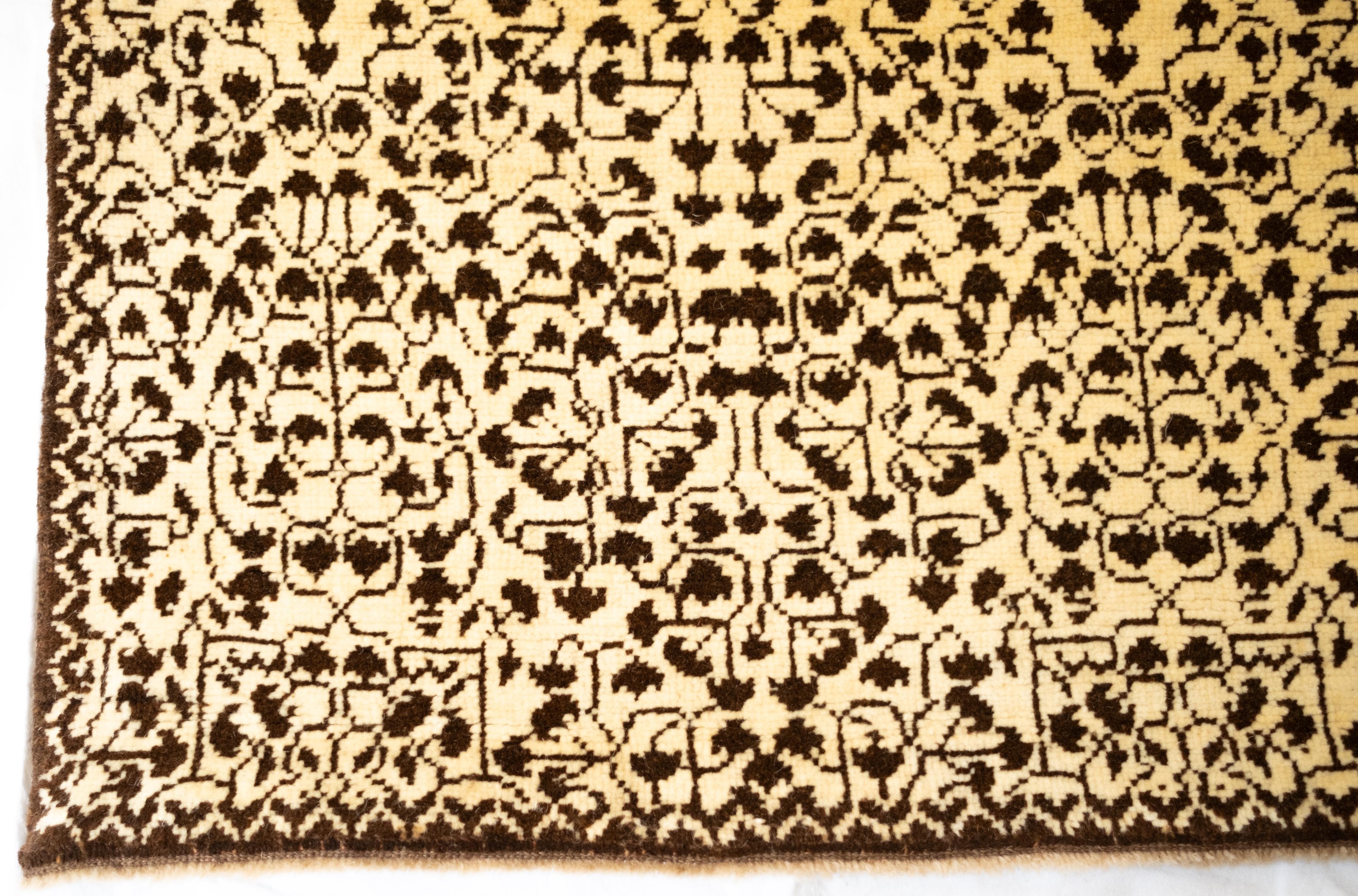 Vegetable Dyed Ararat Rugs Mamluk Modern Rug with Leaf Lattice Design, Revival Rug Natural Dyed For Sale