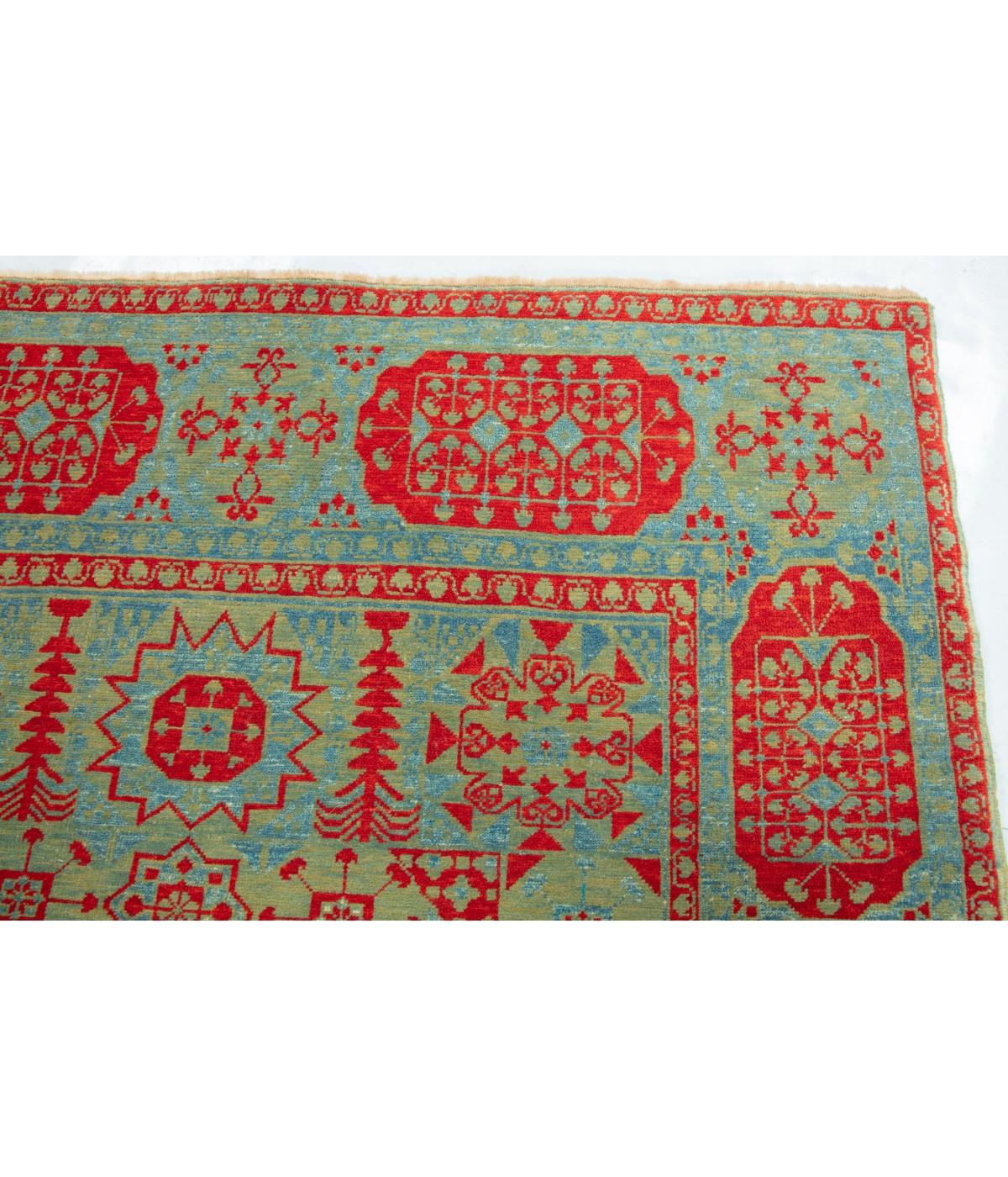 Introducing the exquisite Mamluk Rug with Central Star from Ararat Rugs, a masterpiece that embodies the rich heritage of Mamlouk artistry. Handcrafted with meticulous attention to detail, this rug showcases the distinctive geometric patterns and