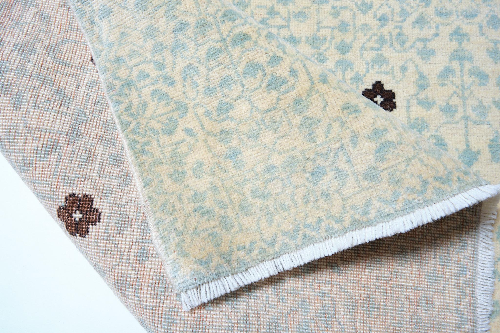 Vegetable Dyed Ararat Rugs Mamluk Modern Rug with Leaf Lattice Design, Revival Rug Natural Dyed For Sale
