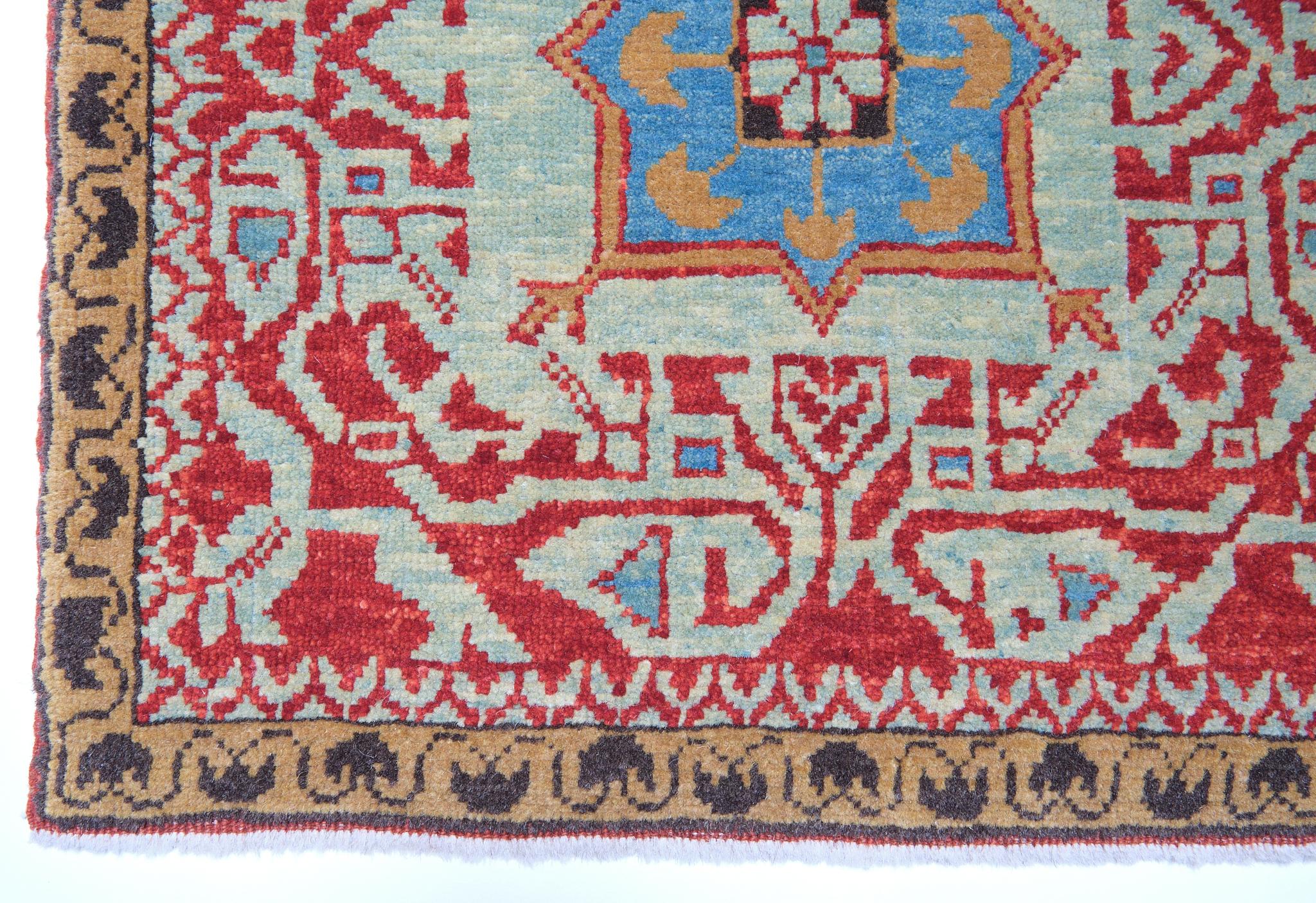 The source of the rug comes from the Baillet-Latour Mamluk Carpet, Vienna Book(1892) and Sarre-Trenkwald(1926, pl.48). That carpet was designed in the early 16th-century rug by Mamluk Sultane of Cairo, Egypt. It was sold at Christie’s London on 8