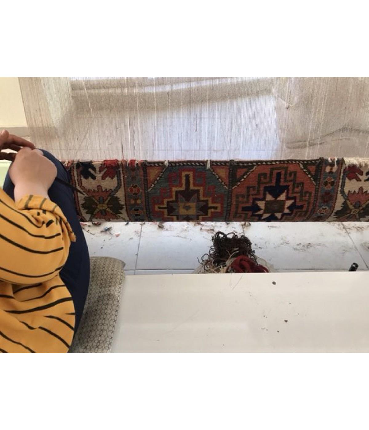 Revival Tapis Ararat Memling Gul Kazak, tapis néo-caucasien du 19ème siècle teinté naturel en vente