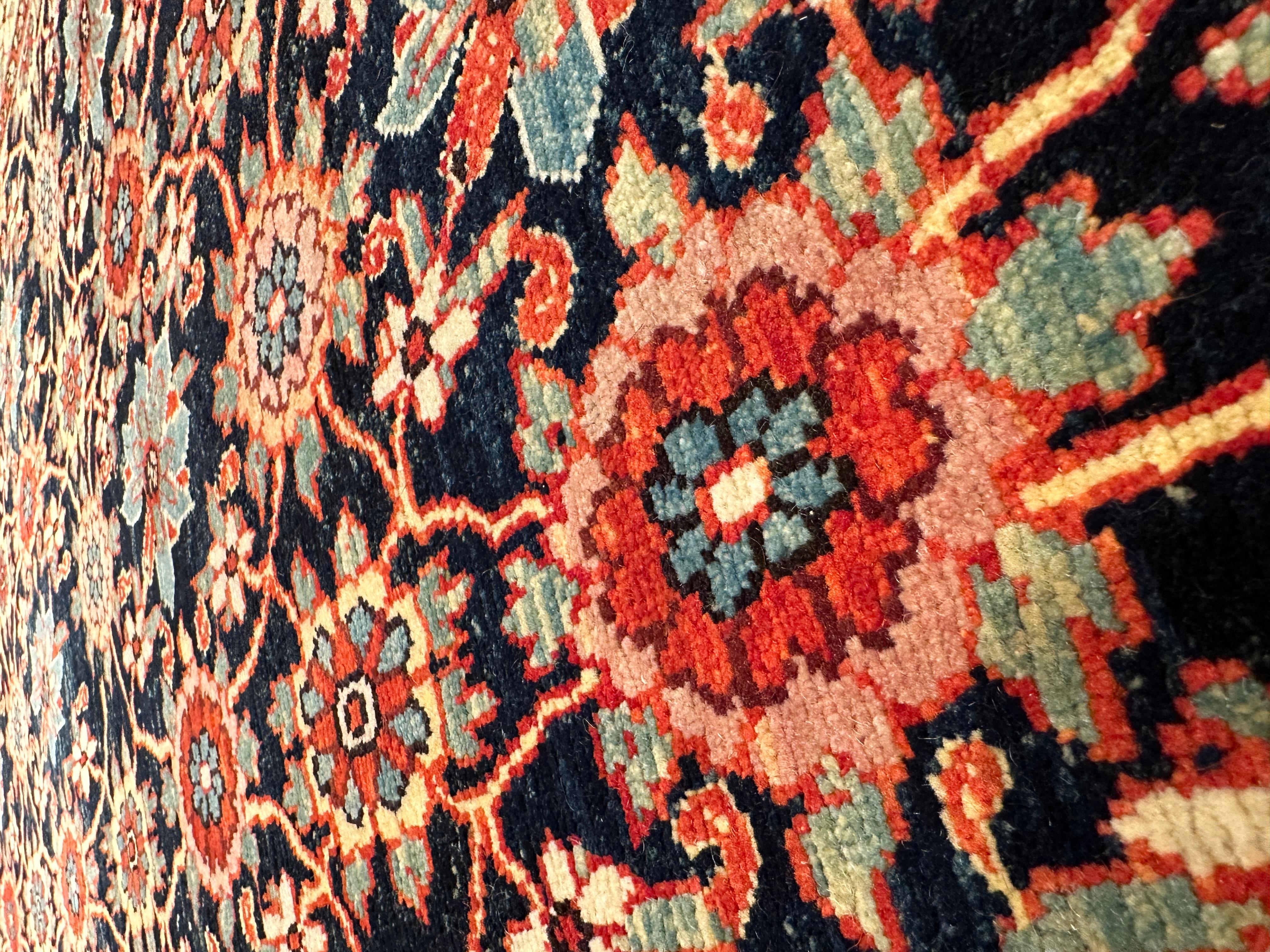 Ararat Rugs Mina Khani Rug, 19th Century Persian Revival Carpet, Natural Dyed In New Condition For Sale In Tokyo, JP