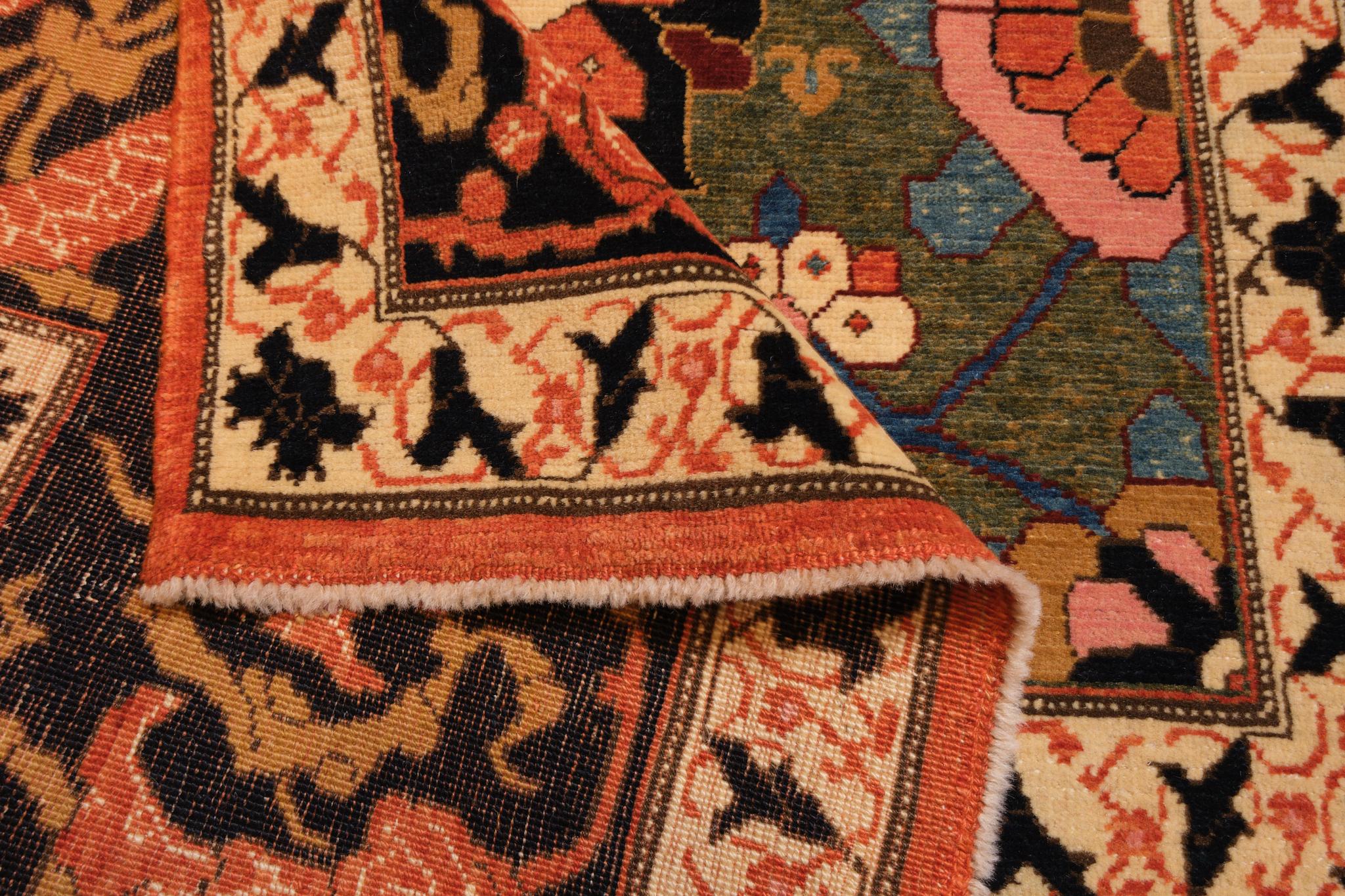 Ararat Rugs Mina Khani Rug with Bidjar Border Persian Revival Carpet Natural Dye In New Condition For Sale In Tokyo, JP