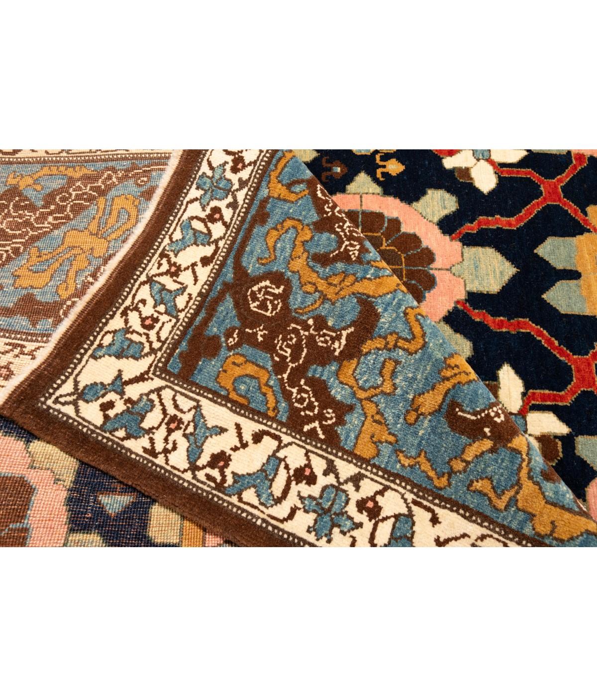 Ararat Rugs Mina Khani Teppich mit Bidjar Bordüre Persischer Revival Teppich Natural Dye (21. Jahrhundert und zeitgenössisch) im Angebot