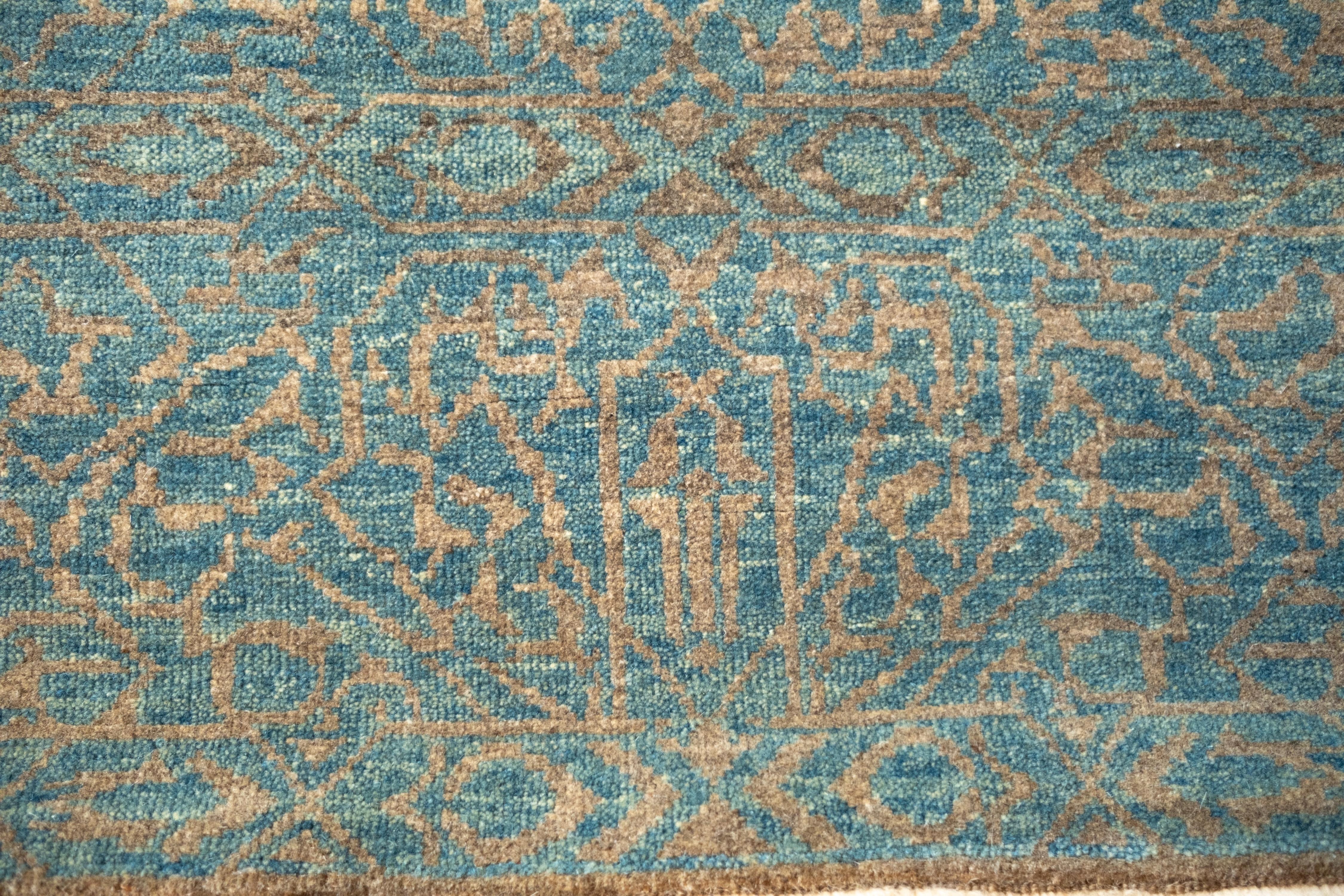Ararat Rugs Alfombra moderna con diseño geométrico mameluco, alfombra teñida al natural Siglo XXI y contemporáneo en venta