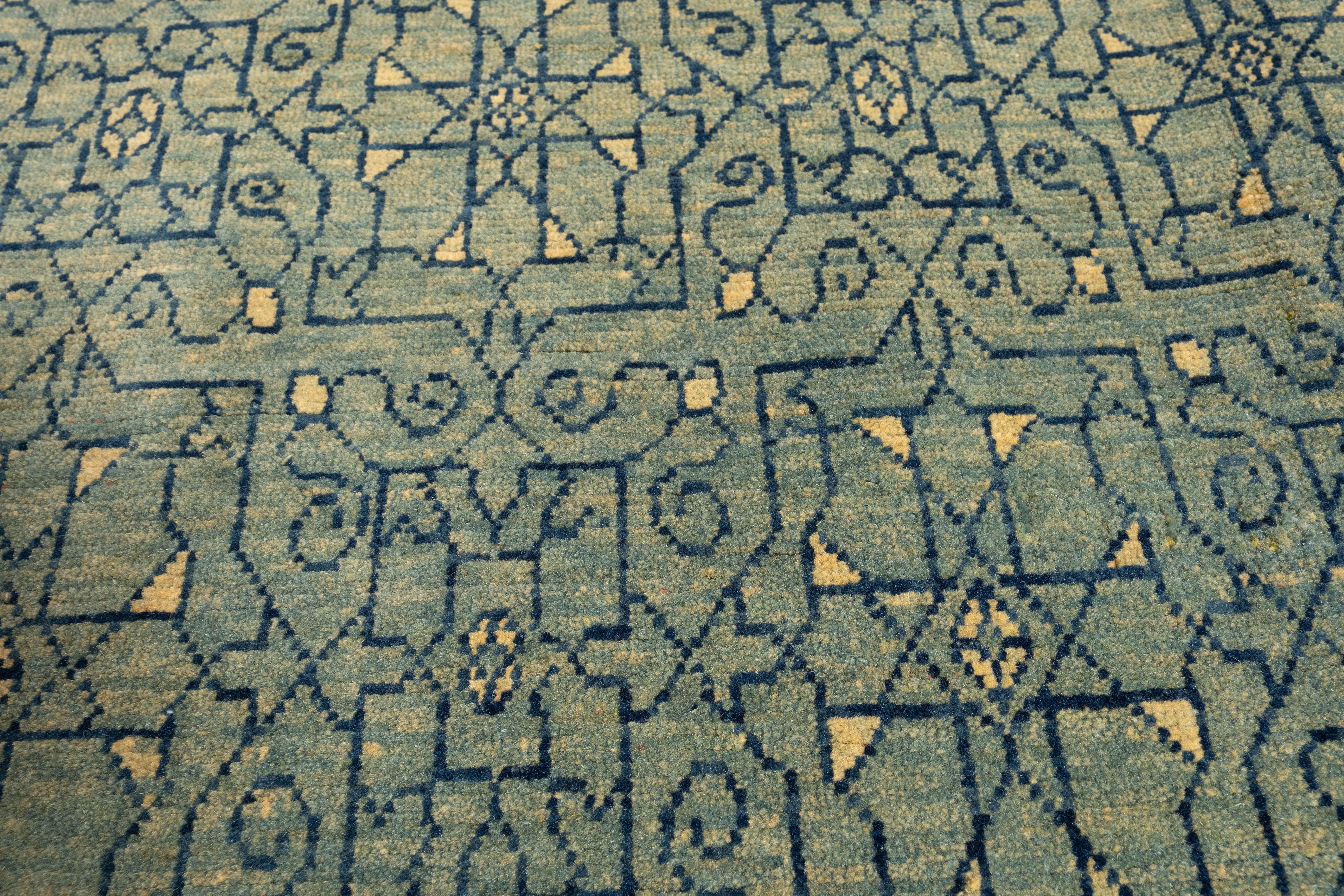Ararat Rugs Modern Rug with Mamluk Jerrehian Border Design, Natural Dyed Carpet In New Condition For Sale In Tokyo, JP