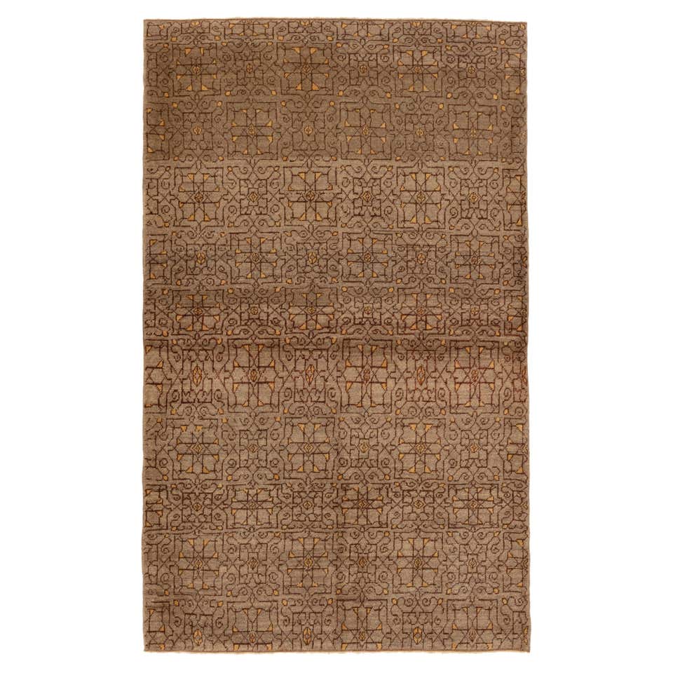 Rug With Border Design - 10,248 For Sale on 1stDibs