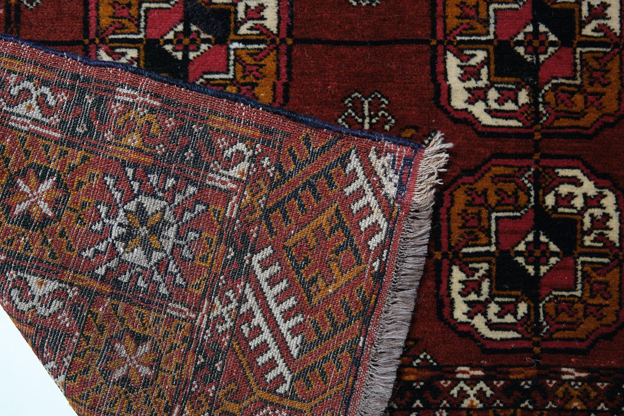 turkmenischer teppich