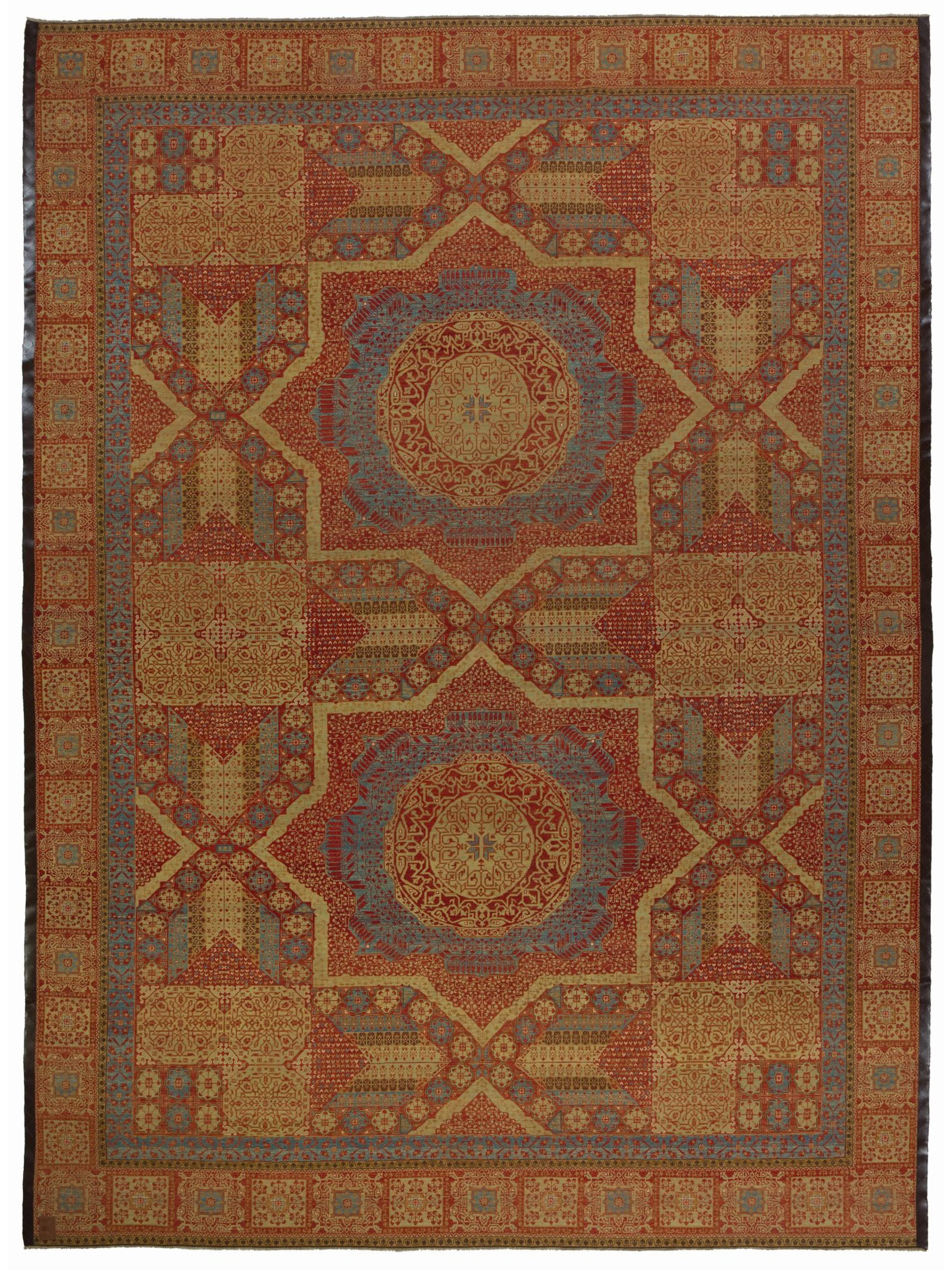 Origin and Inspiration:
The Mamlouk Rug is a contemporary masterpiece that draws its inspiration from the rich textile traditions of the Mamlouk Sultanate, which reigned over Egypt and the Levant from the 13th to the 16th centuries. Renowned for