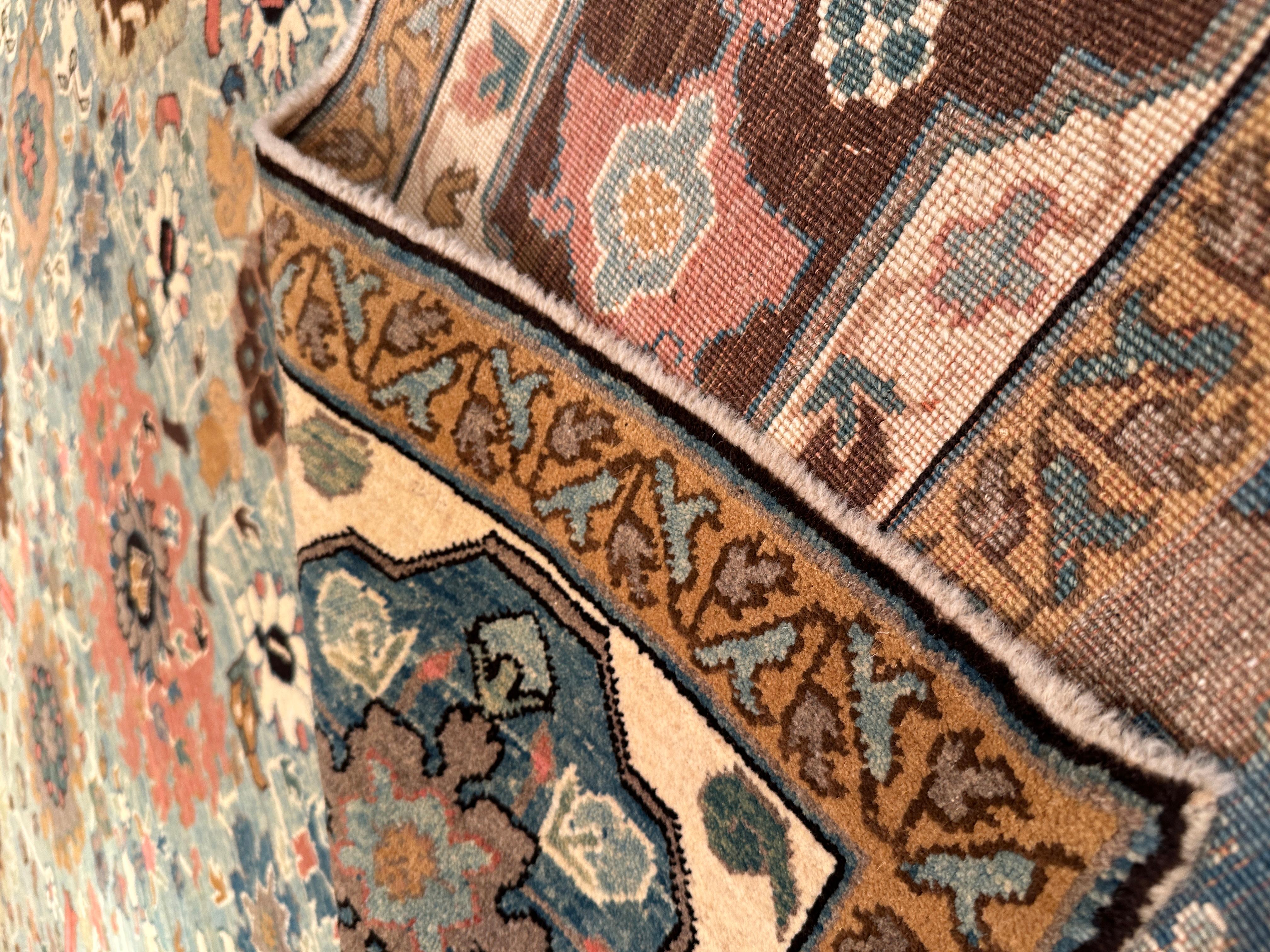 Ararat Rugs Palmette Gitterteppich, 19. Jahrhundert Revival Teppich, natürlich gefärbt (Pflanzlich gefärbt) im Angebot