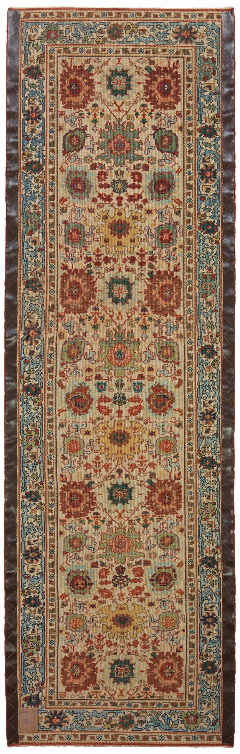 This offset pattern is composed of palmettes and flowers, one has the impression that it is only part of a larger scheme designed 19th-century rug from the Bidjar region, Eastern Kurdistan area. Very similar palmettes, drawn in a curvilinear manner