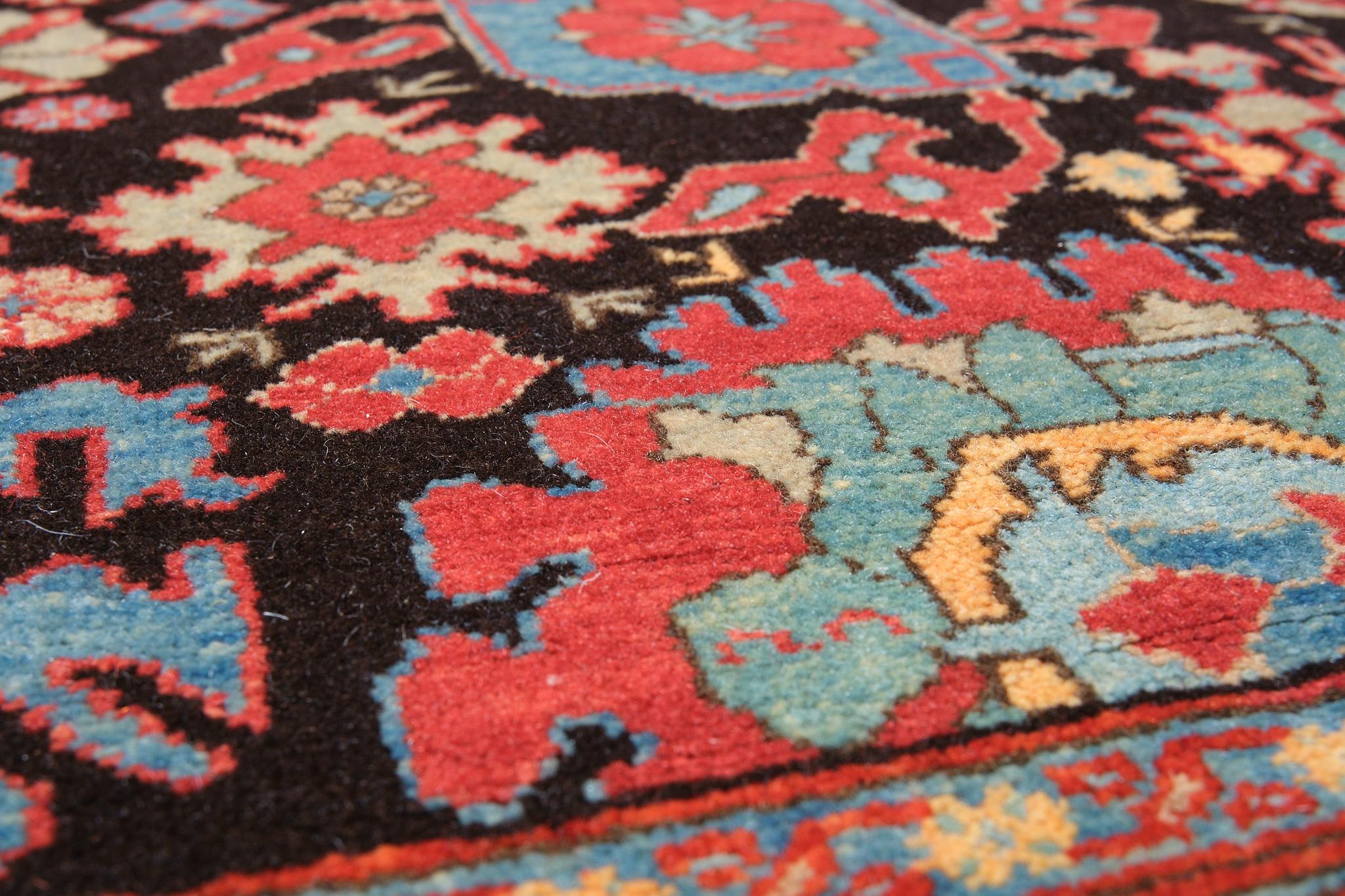 Ararat Teppich Palmetten und Blumen Gitterteppich Revival Teppich - Naturfarben (Pflanzlich gefärbt) im Angebot