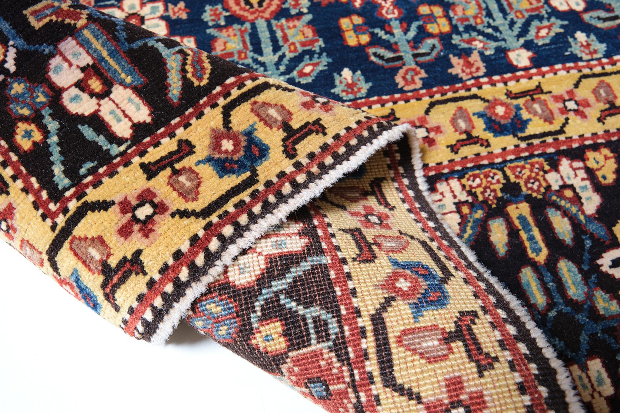 Vegetable Dyed Ararat Rugs Rows of Flower Rug Garrus Joshagan Revival Carpet Natural Dyed For Sale
