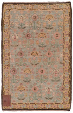 Tapis Ararat, motif « Rows of Flowers » (rangées de fleurs) de Garrus Joshagan Wagireh, teintures naturelles