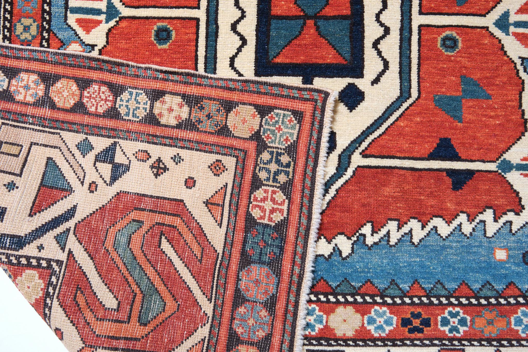 Turkish Ararat Rugs Shirvan Rug with Hexagon Columns Caucasia Revival Carpet Natural Dye For Sale