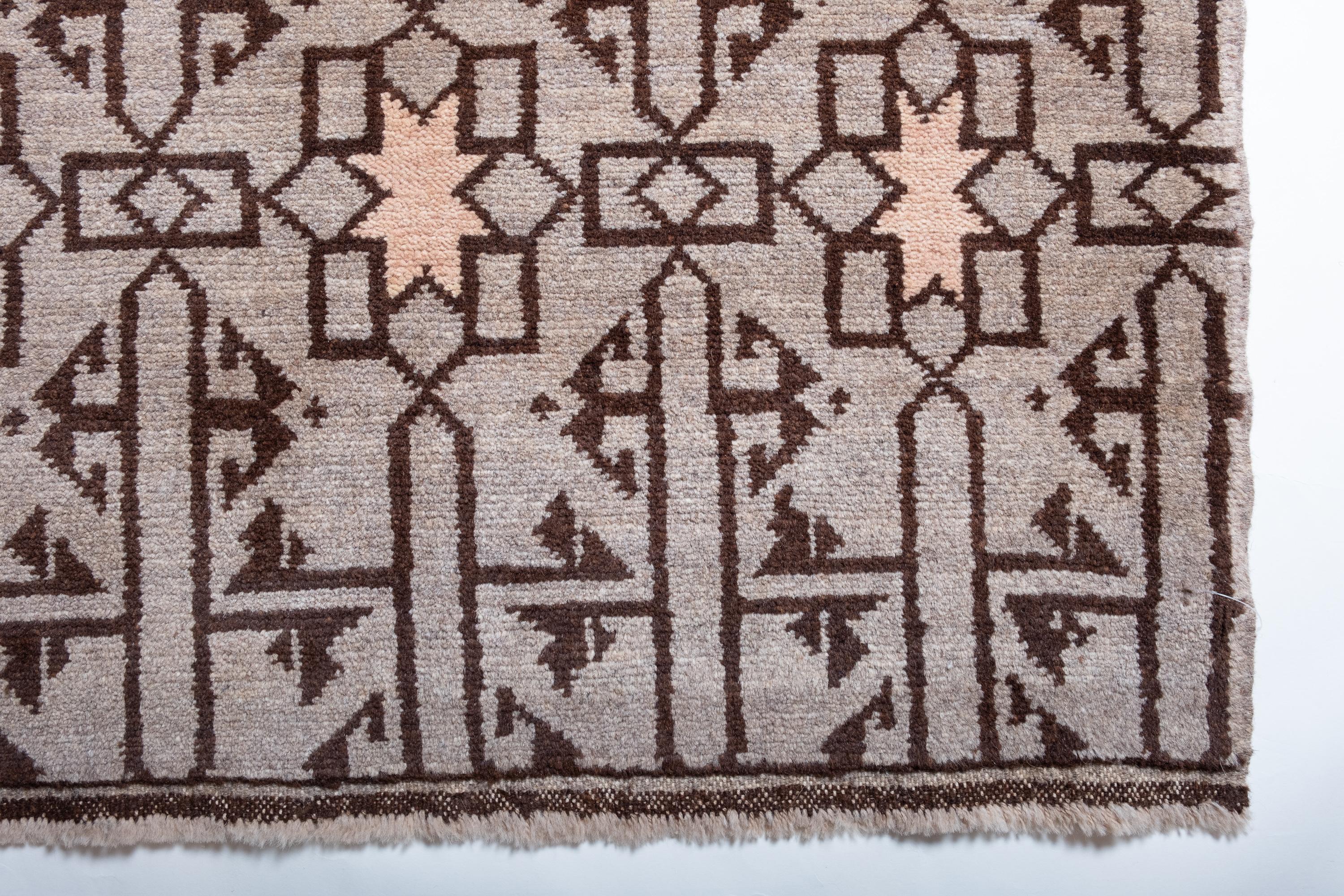 Revival Ararat Rugs the Alaeddin Mosque Flowers and Stars Lattice Carpet Natural Dye Rug For Sale