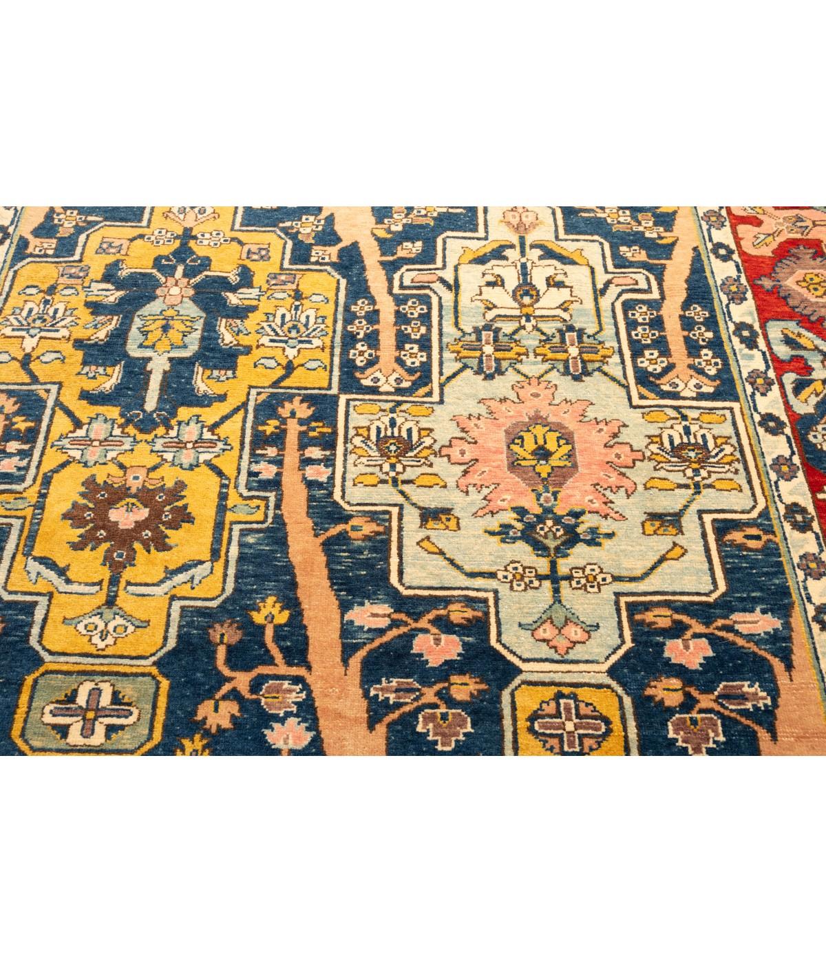 The Ararat Rugs the Barbieri Tree Design Carpet, Persian Revival Rug, Natural Dyed (Pflanzlich gefärbt) im Angebot