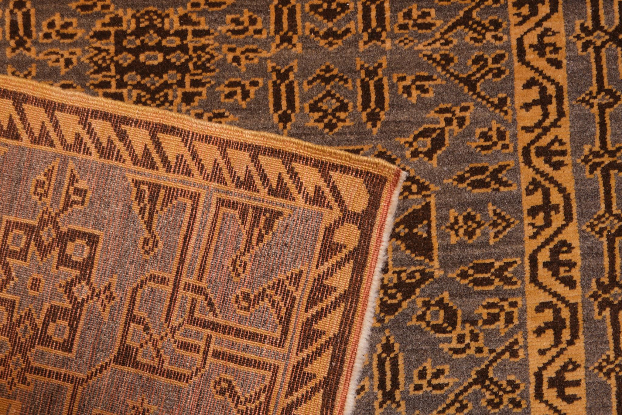 Ararat Rugs The Divrigi Ulu Moschee Teppich Anatolische Revival Teppich, natürlich gefärbt (Pflanzlich gefärbt) im Angebot