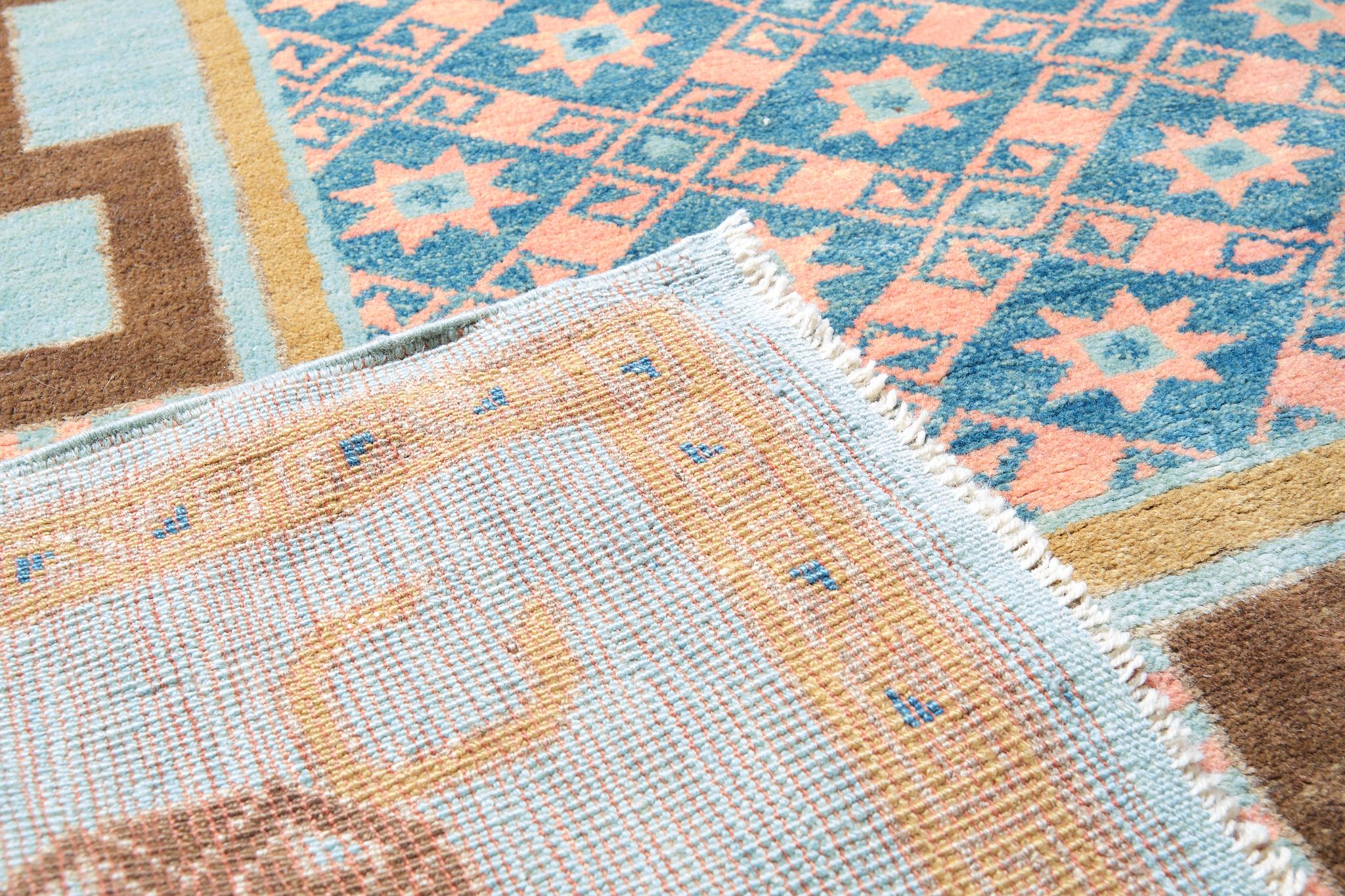 The Ararat Rugs die Esrefoglu Moschee Sterne in Gitterteppich Anatolian Natural Dyed (Revival) im Angebot