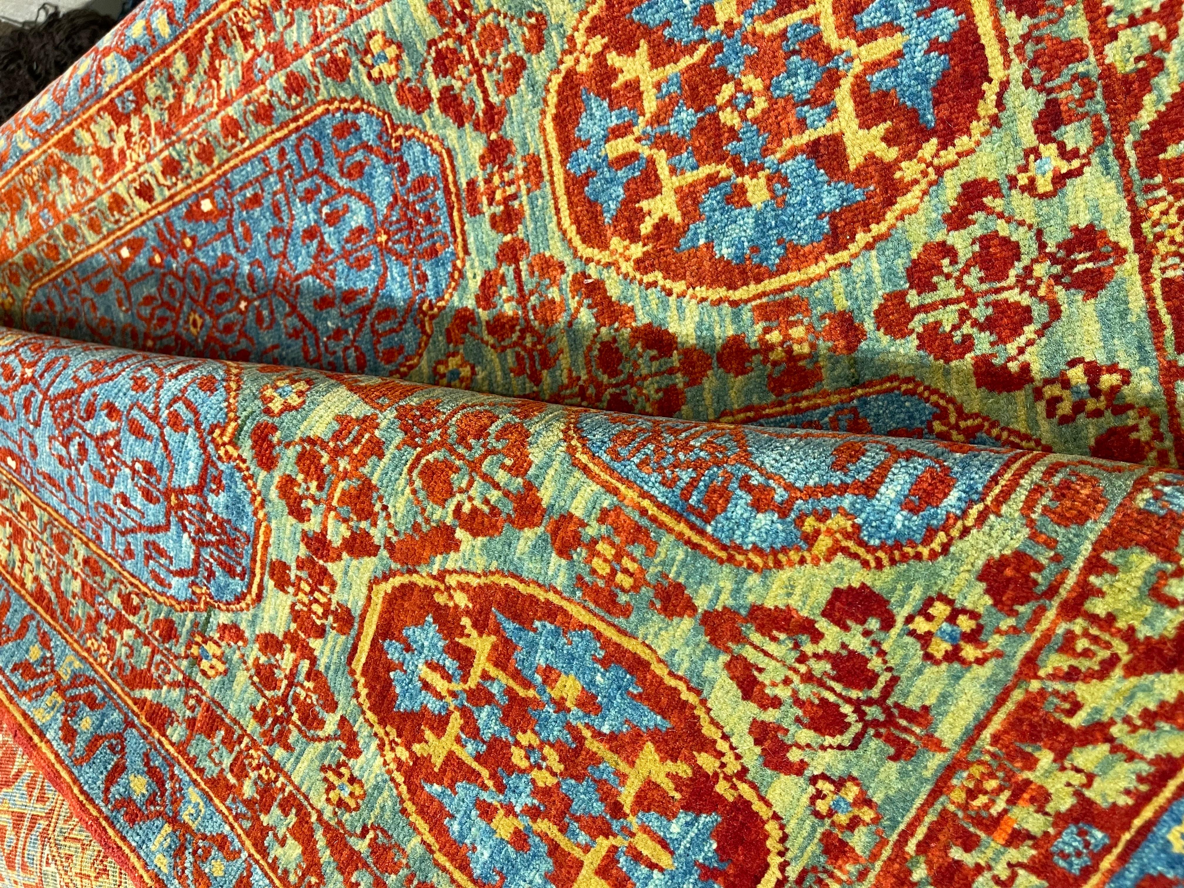 Ararat Rugs The Simonetti Mamluken Teppich 16. Jh. Revival Teppich, Quadratisch Natürlich gefärbt im Zustand „Neu“ im Angebot in Tokyo, JP
