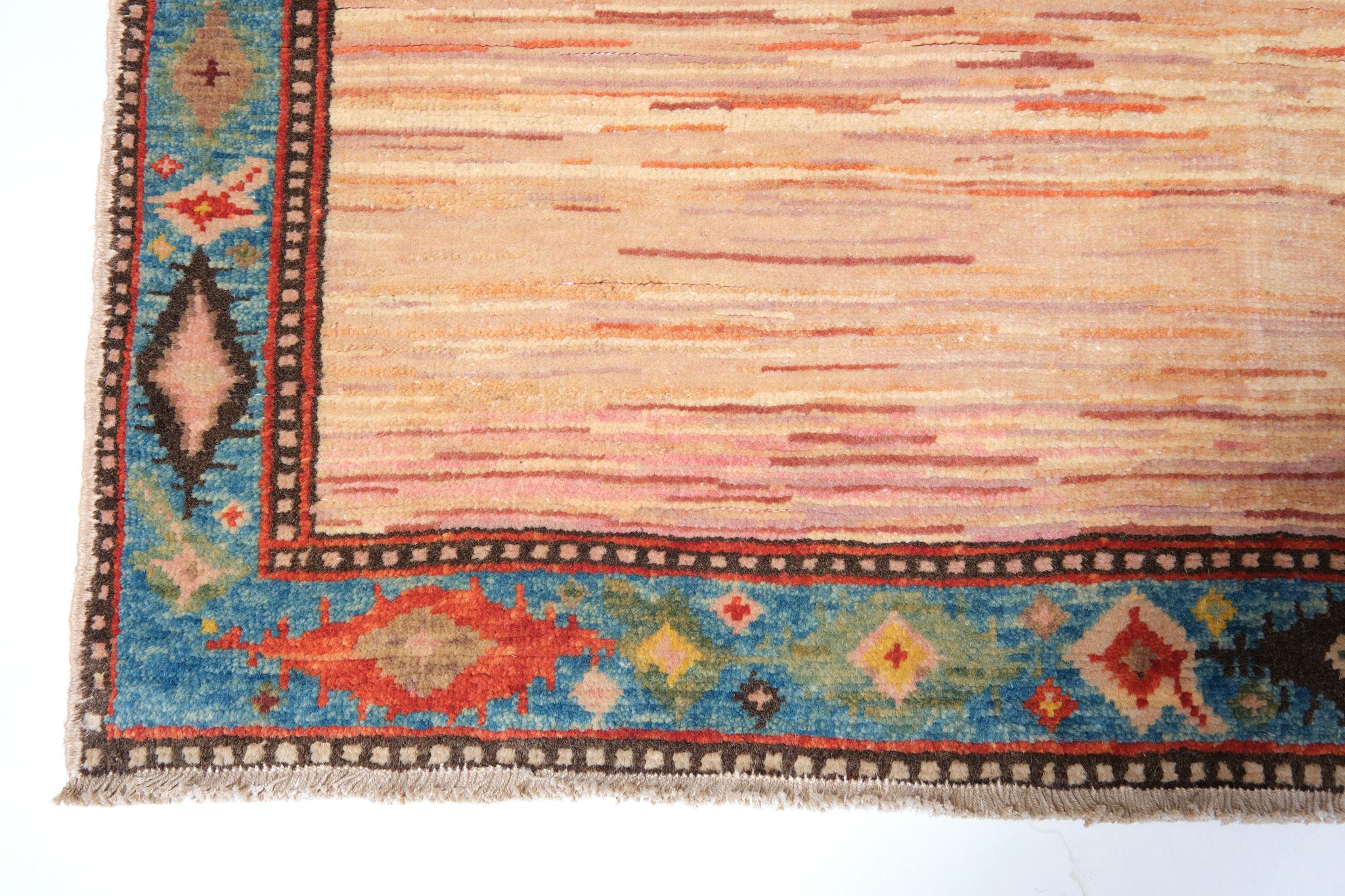 Ararat Rugs the Soft Pink Color Rug Modern Sand Desert Carpet Natural Dyed im Zustand „Neu“ im Angebot in Tokyo, JP