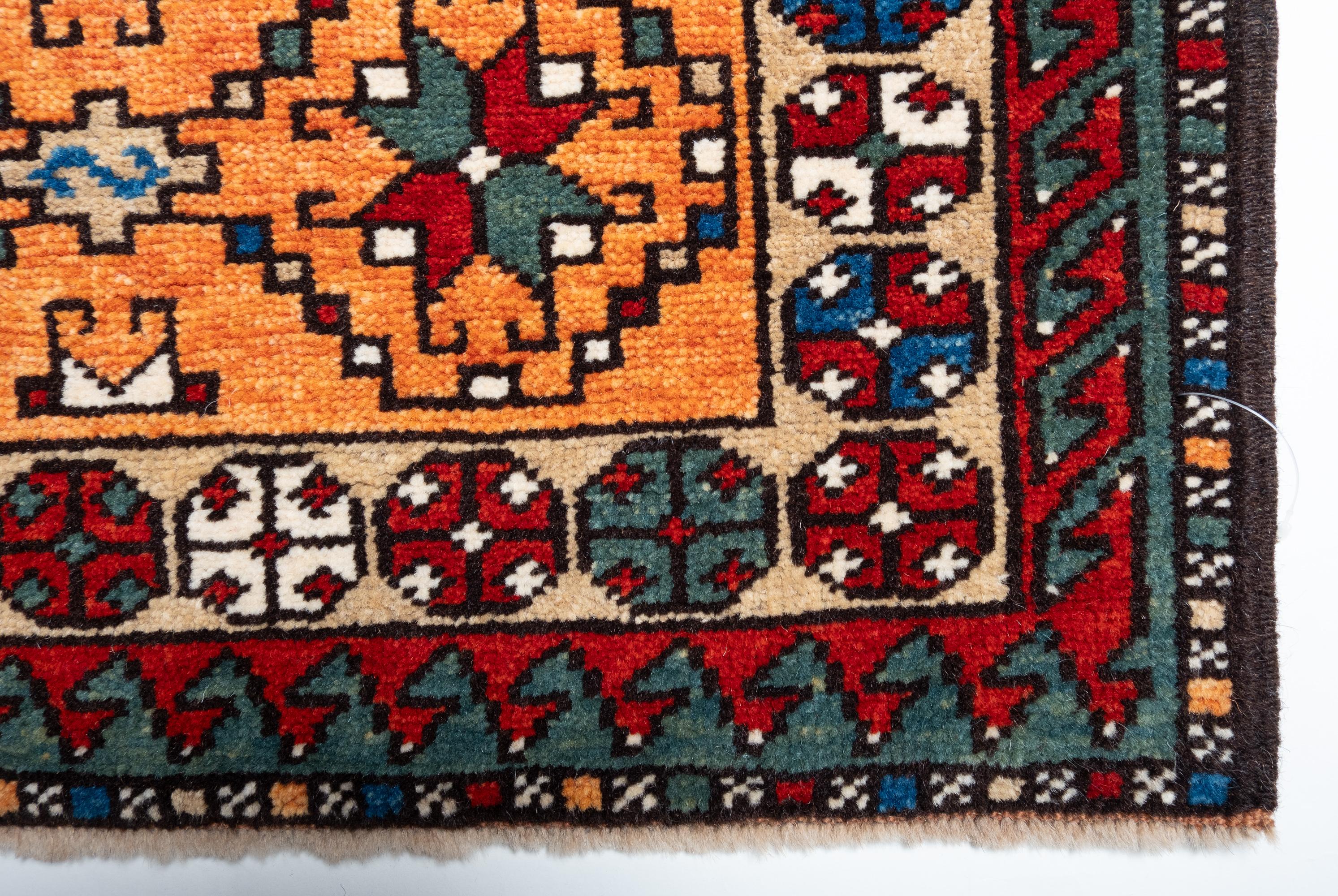 Vegetable Dyed Ararat Rugs Two Medallions Kagizman Kazak Rug Antique Revival Carpet Natural Dye For Sale