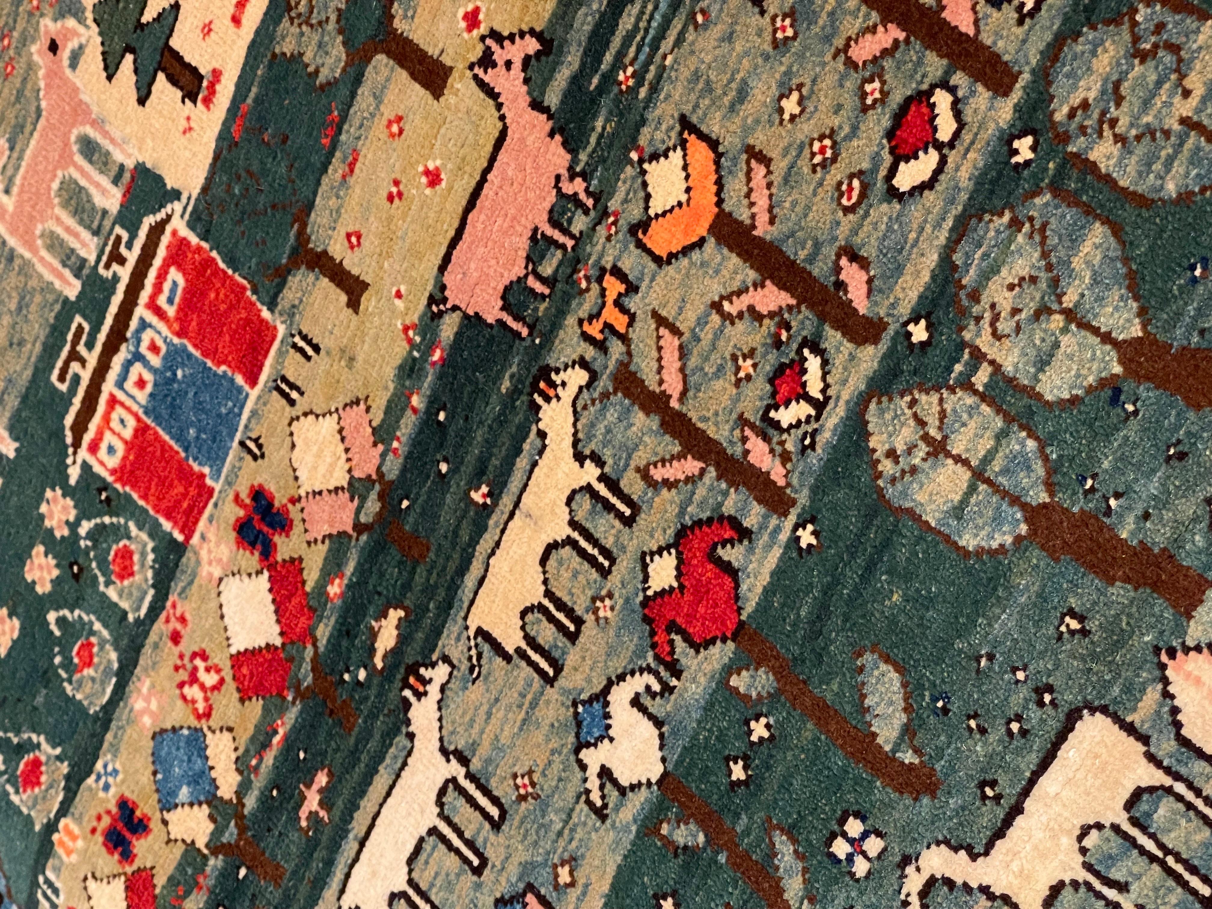 Ararat Rugs Alfombra Azeri Folk Life, Tema Aldea, Alfombra Turca, Teñido Natural Siglo XXI y contemporáneo en venta